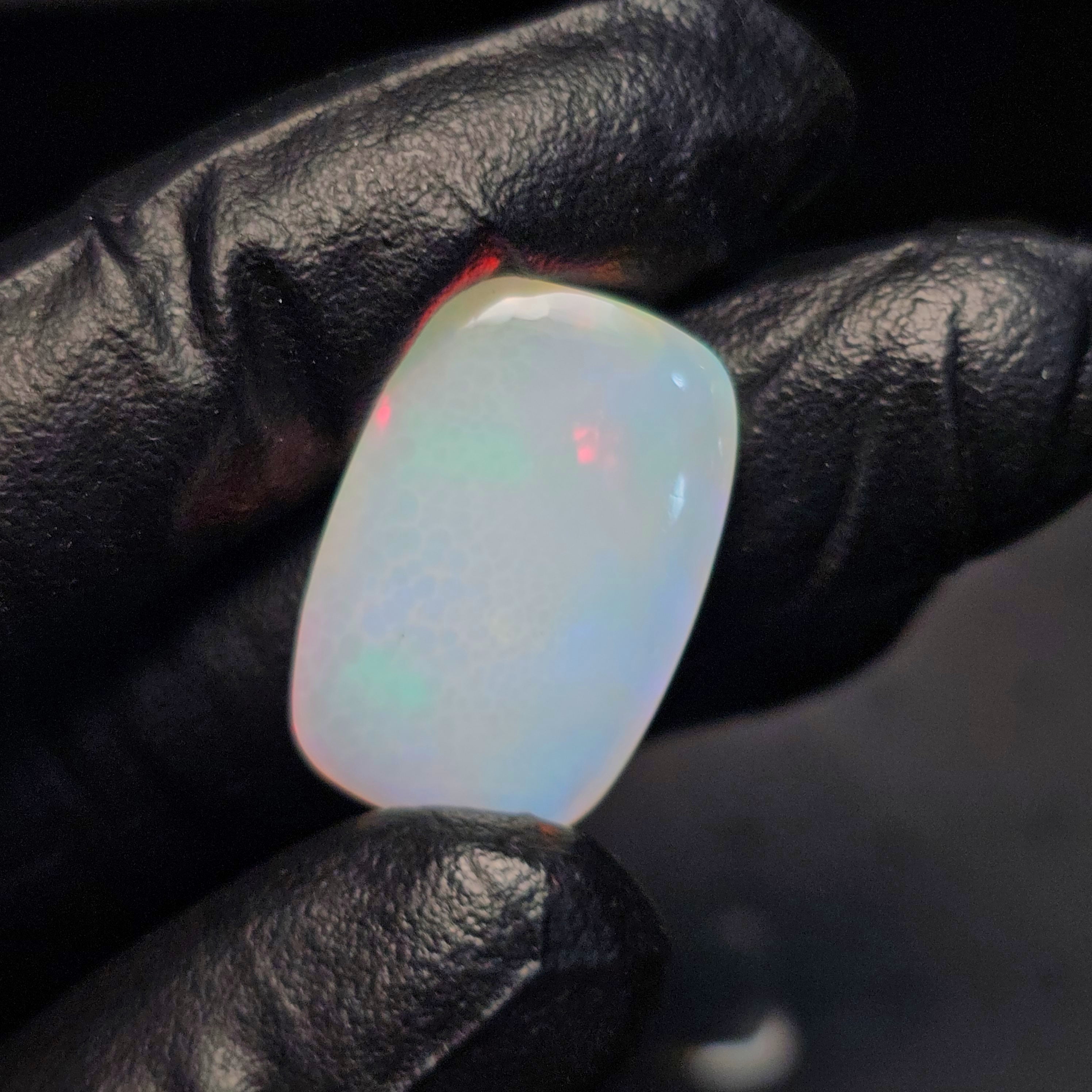 1 Pcs Of Natural Ethopian Opal Oval Shape  |WT: 15 Cts|Size: 25x16mm - The LabradoriteKing