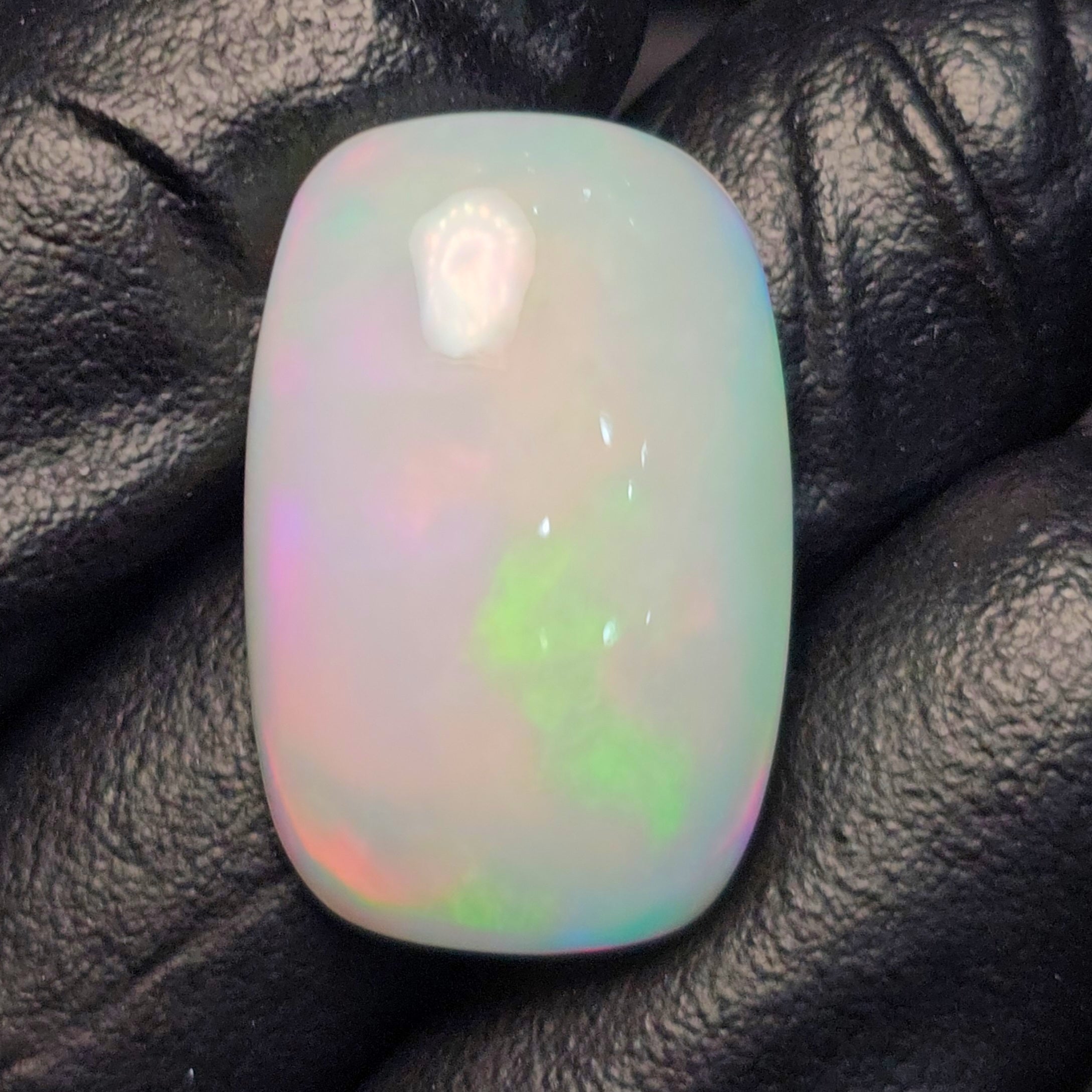 1 Pcs Of Natural Ethopian Opal Oval Shape  |WT: 15 Cts|Size: 25x16mm - The LabradoriteKing