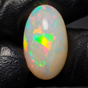 1 Pcs Of Natural Ethopian Opal Oval Shape  |WT: 17.6 Cts|Size: 22x15mm - The LabradoriteKing