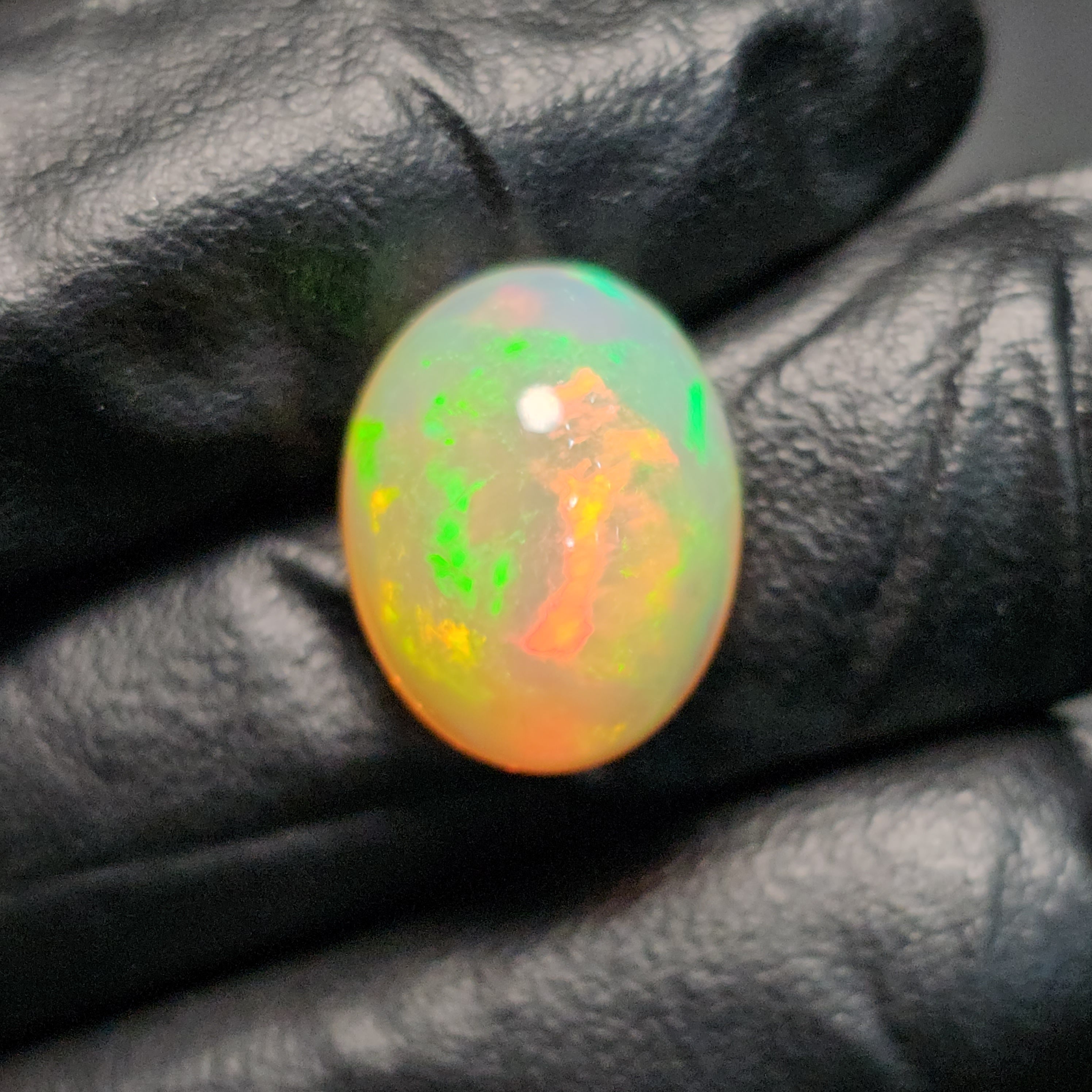 1 Pcs Of Natural Ethopian Opal Oval Shape  |WT: 8.2 Cts|Size:15x12mm - The LabradoriteKing