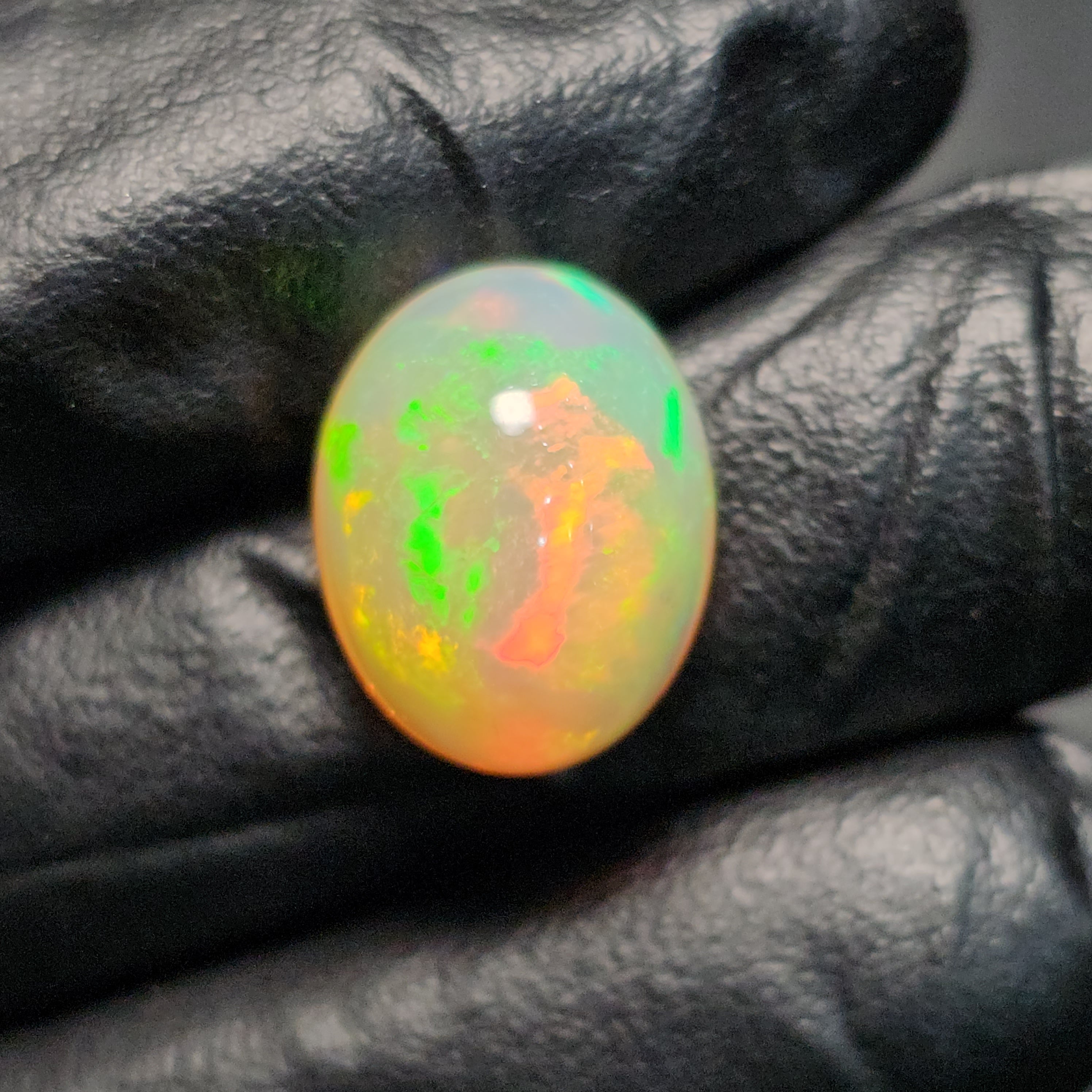 1 Pcs Of Natural Ethopian Opal Oval Shape  |WT: 8.2 Cts|Size:15x12mm - The LabradoriteKing