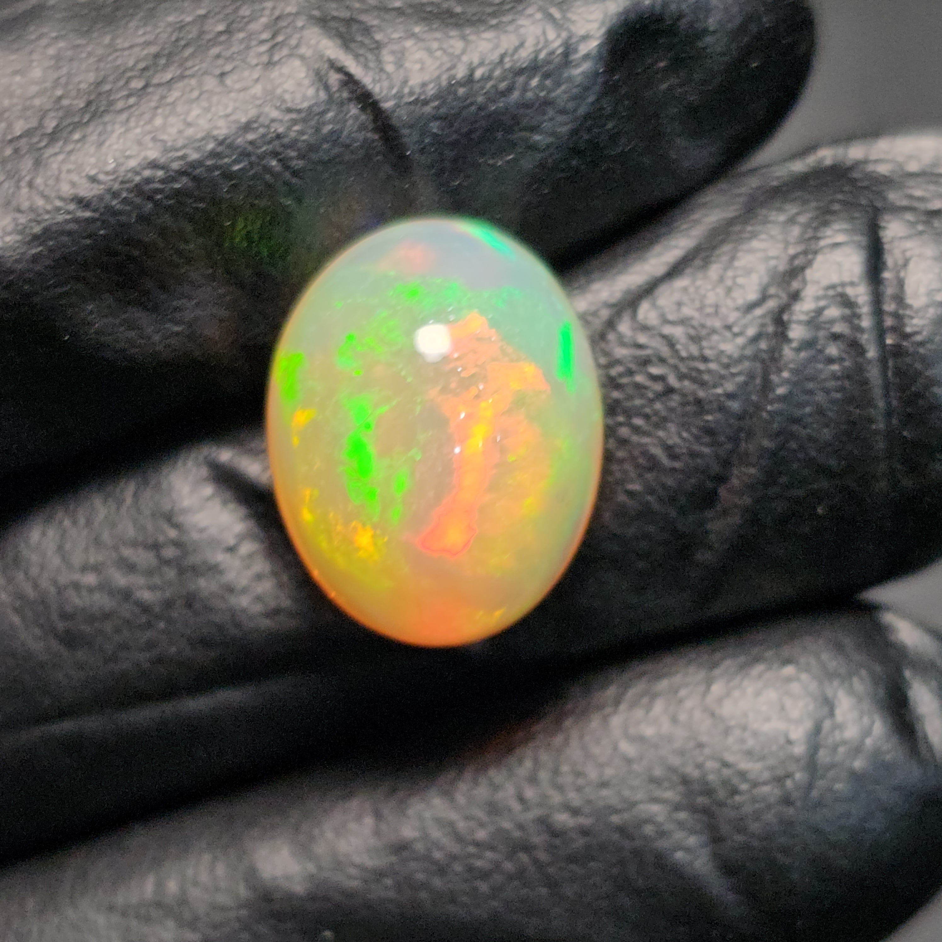 1 Pcs Of Natural Ethopian Opal Oval Shape  |WT: 8.2 Cts|Size:15x12mm - The LabradoriteKing