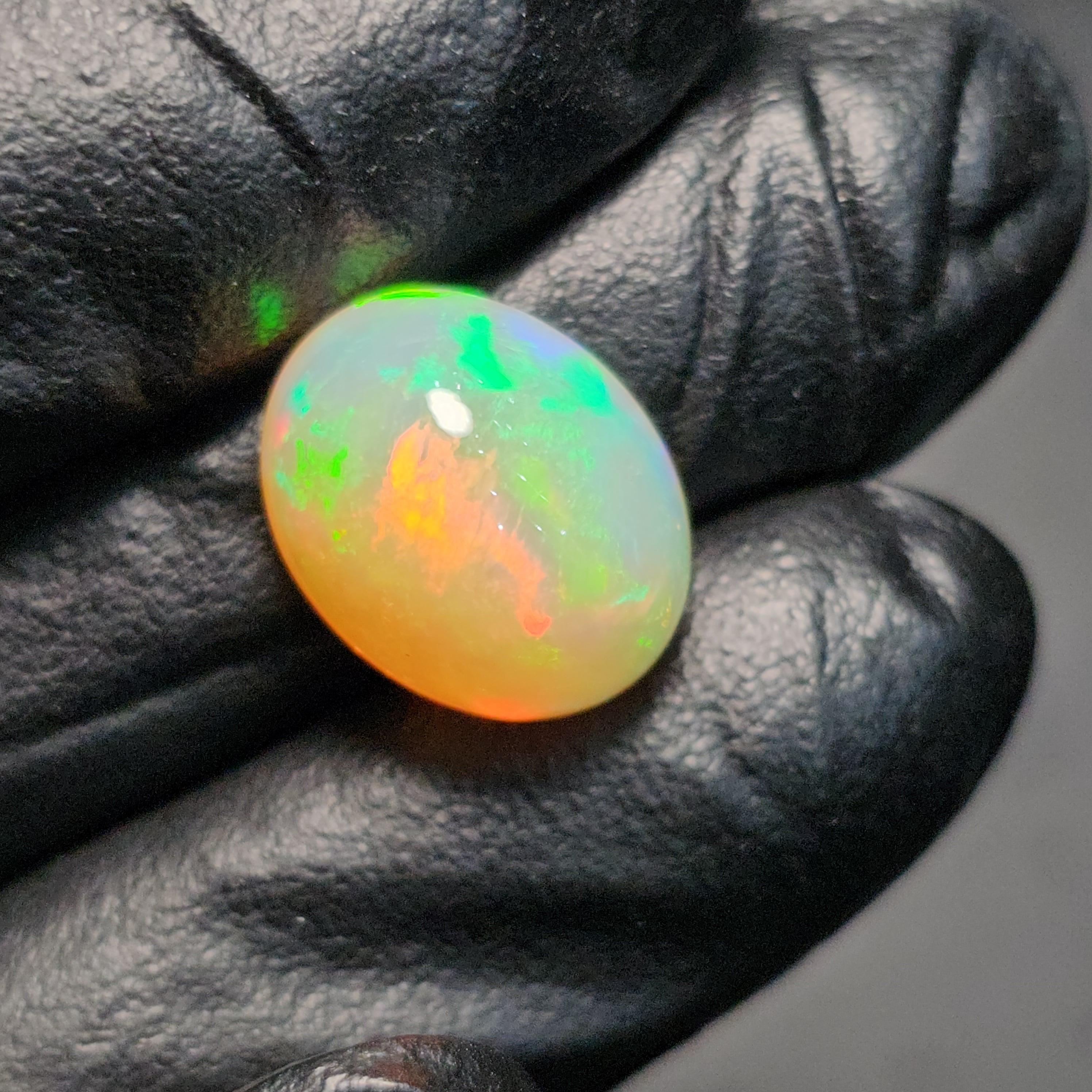 1 Pcs Of Natural Ethopian Opal Oval Shape  |WT: 8.2 Cts|Size:15x12mm - The LabradoriteKing