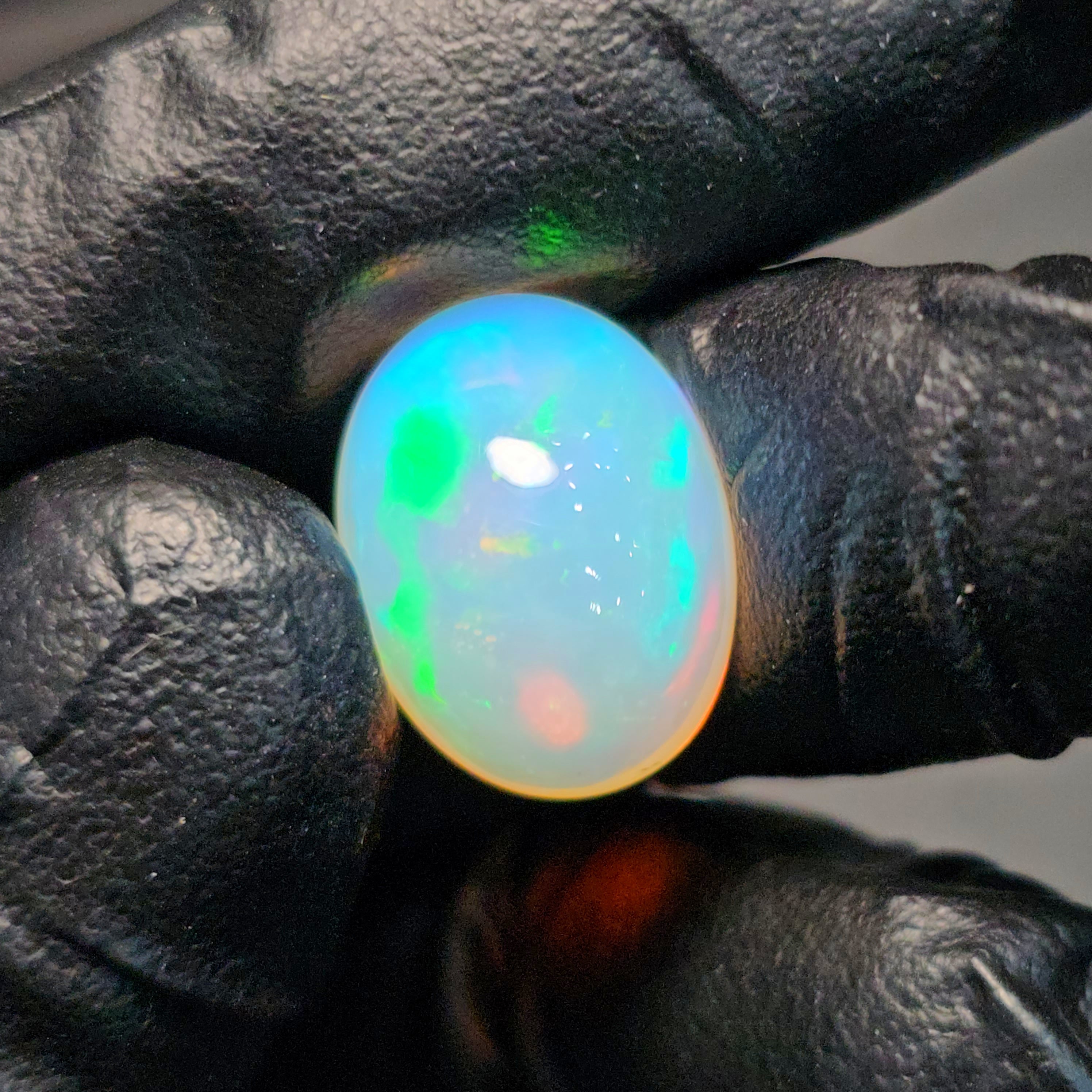 1 Pcs Of Natural Ethopian Opal Oval Shape  |WT: 7.8 Cts|Size:17x13mm - The LabradoriteKing