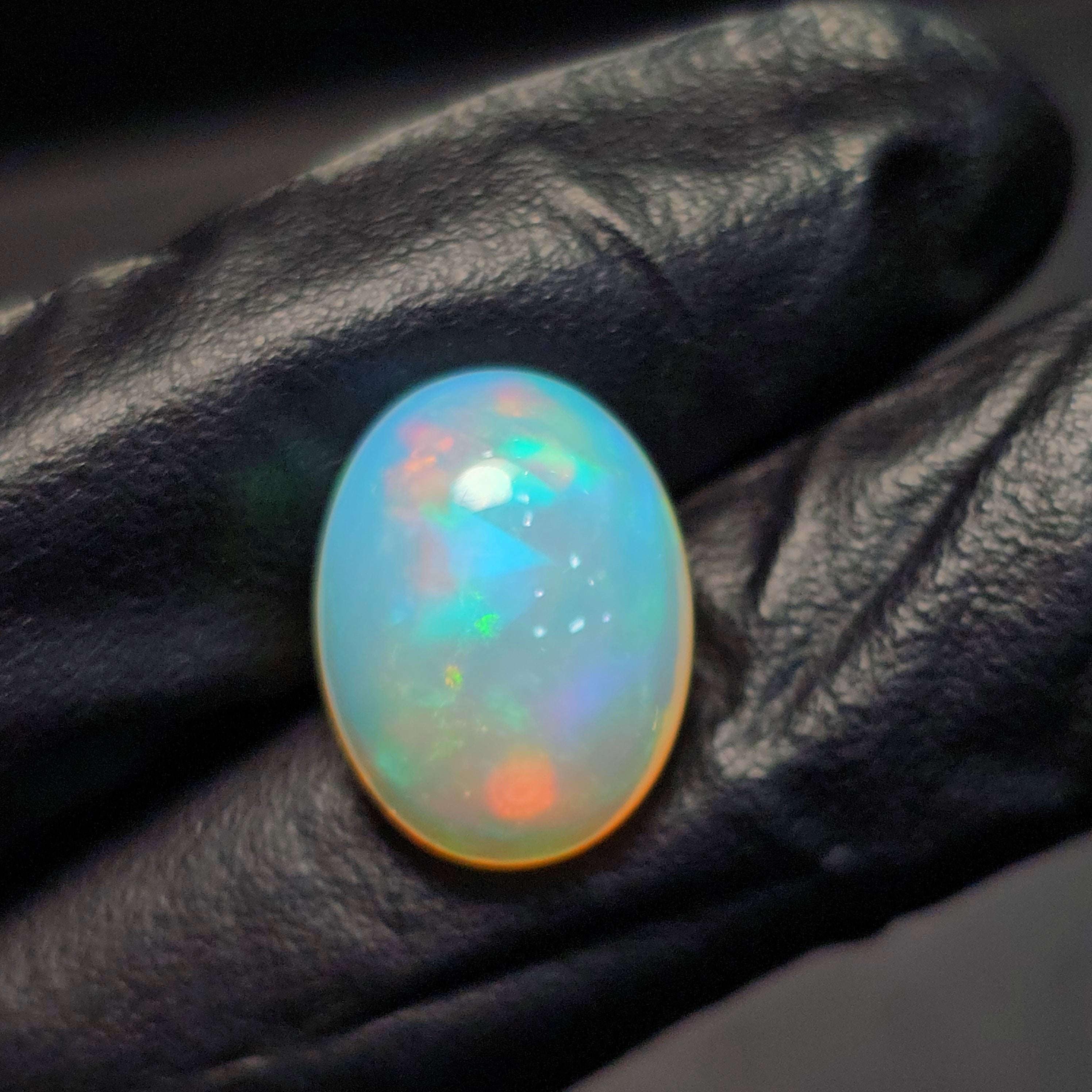 1 Pcs Of Natural Ethopian Opal Oval Shape  |WT: 7.8 Cts|Size:17x13mm - The LabradoriteKing