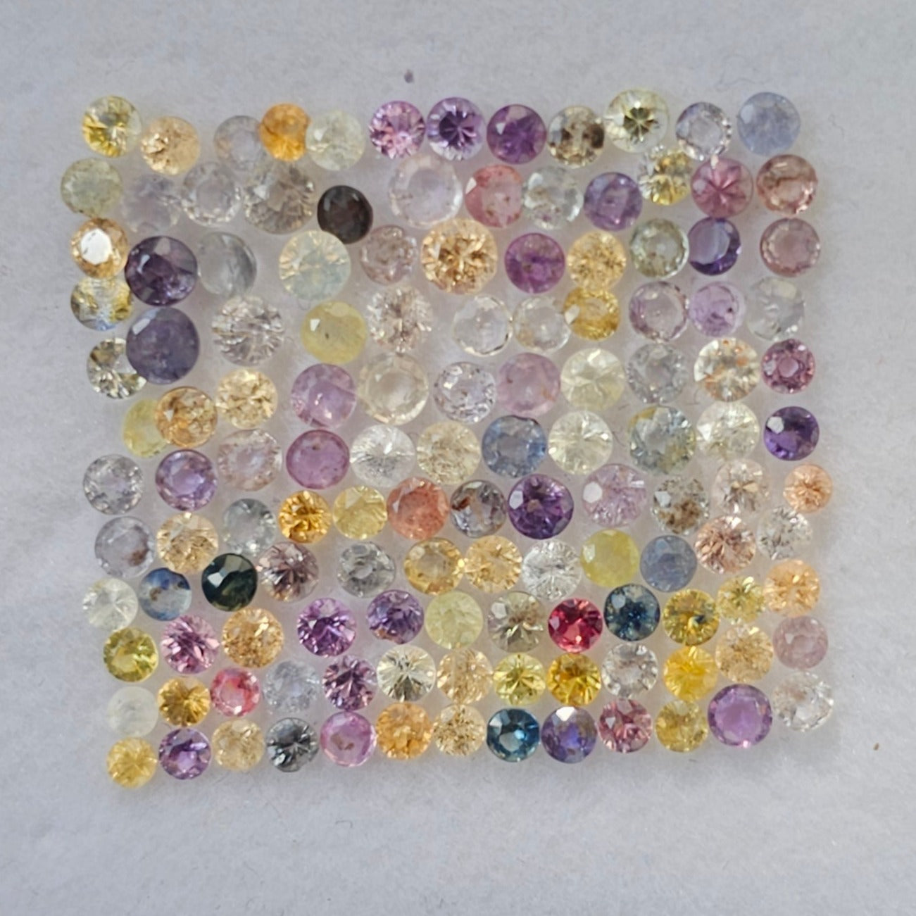 130 Pcs Of Natural Multi Sapphire Faceted |Round | Size:2-3mm - The LabradoriteKing