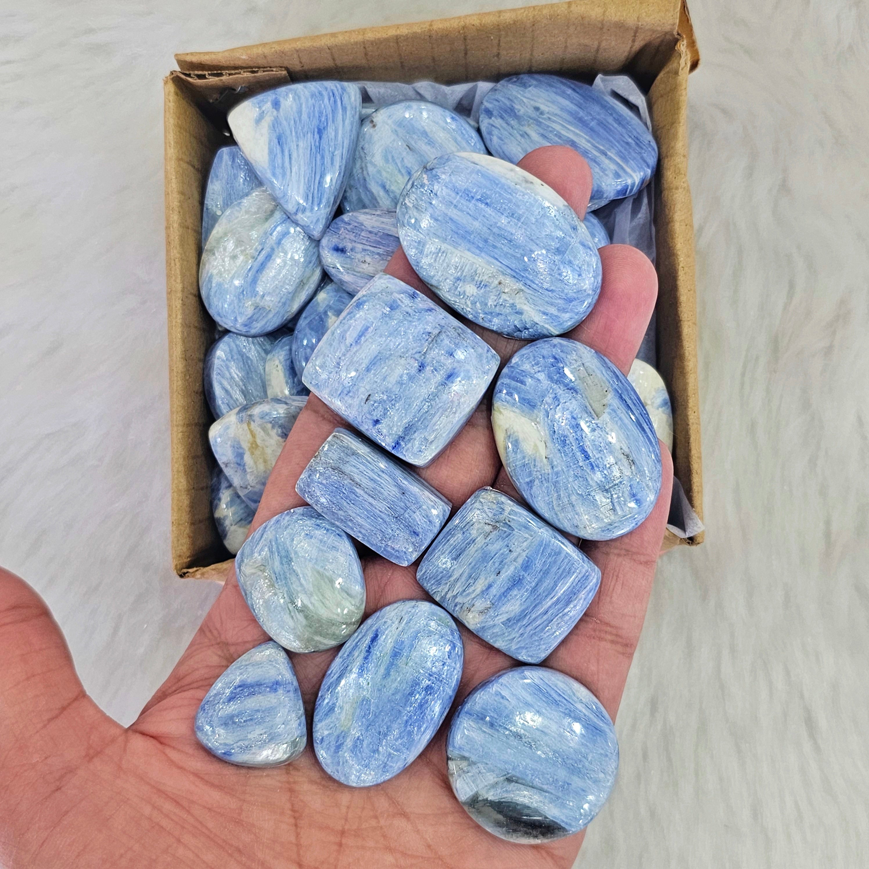 500 Grams of Kyanites Blue | 20-30 Pcs Approx |  1" - 3" Inches - The LabradoriteKing