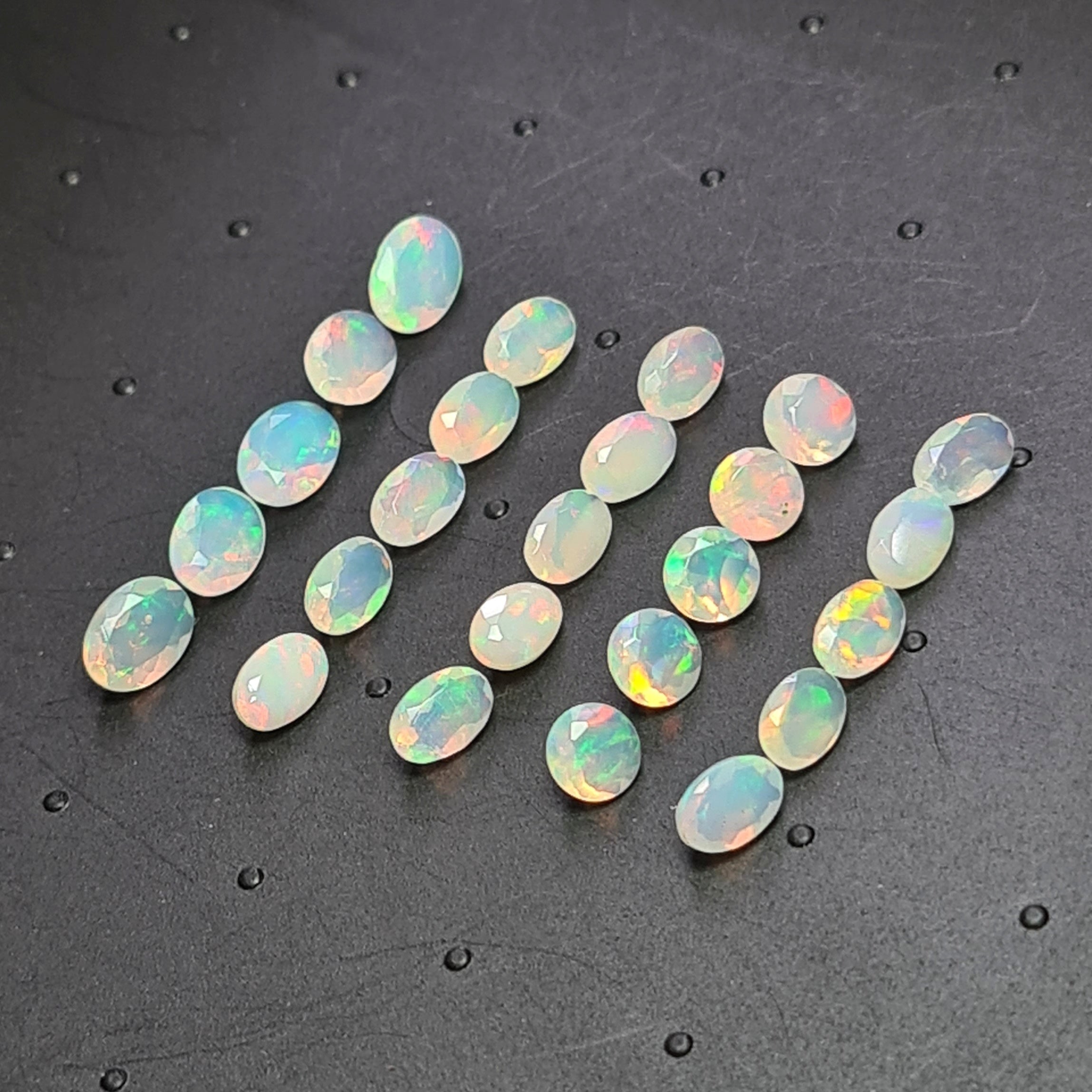 25 pcs Natural Ethiopian Opal Faceted  | Oval & Round | Size:5-7mm - The LabradoriteKing