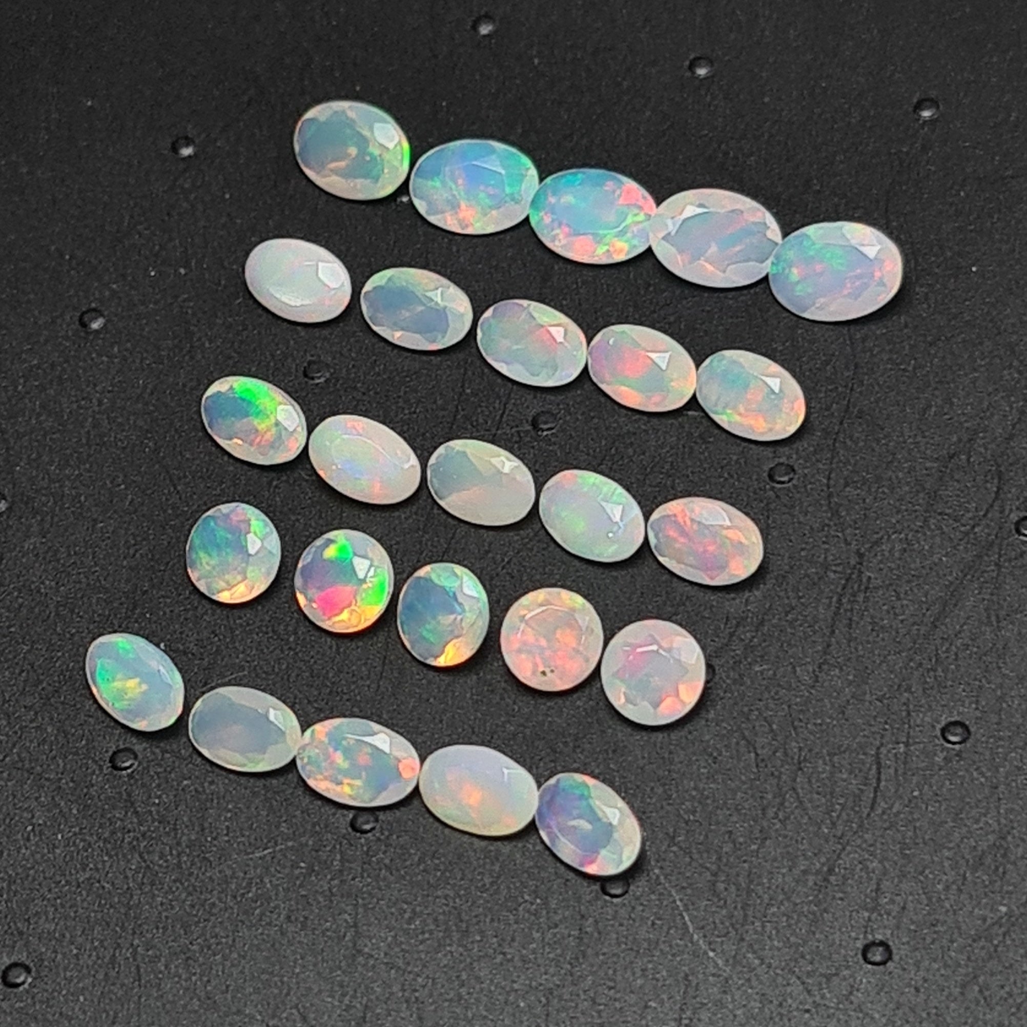 25 pcs Natural Ethiopian Opal Faceted  | Oval & Round | Size:5-7mm - The LabradoriteKing