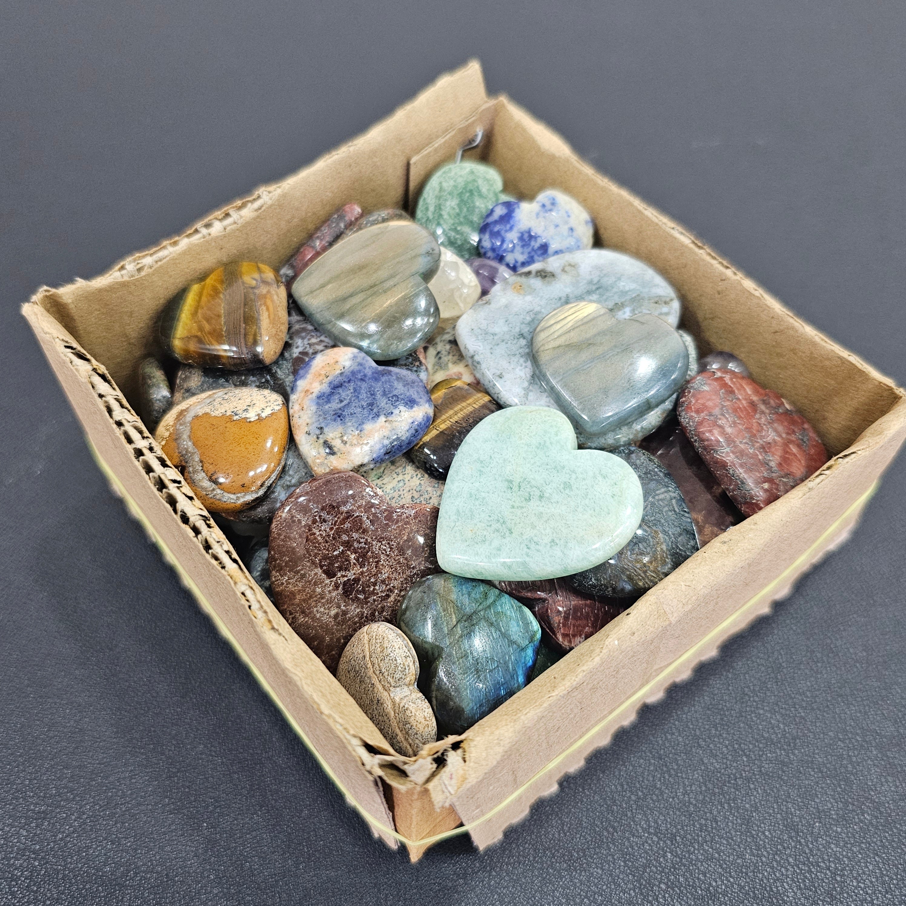 1KG Pack of Mix Heart Cabochon Set | 20-35mm | approx 100pcs - The LabradoriteKing