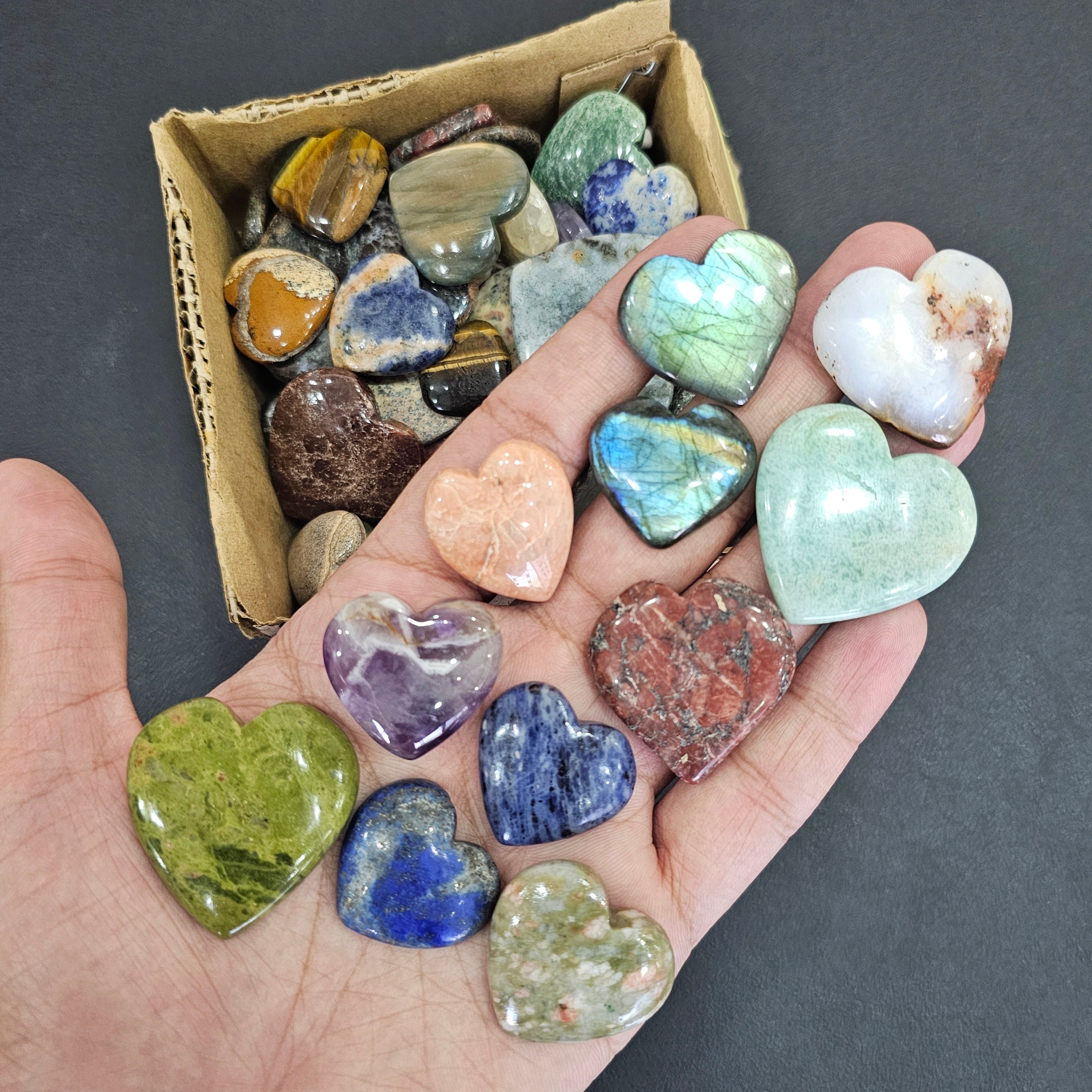 1KG Pack of Mix Heart Cabochon Set | 20-35mm | approx 100pcs - The LabradoriteKing