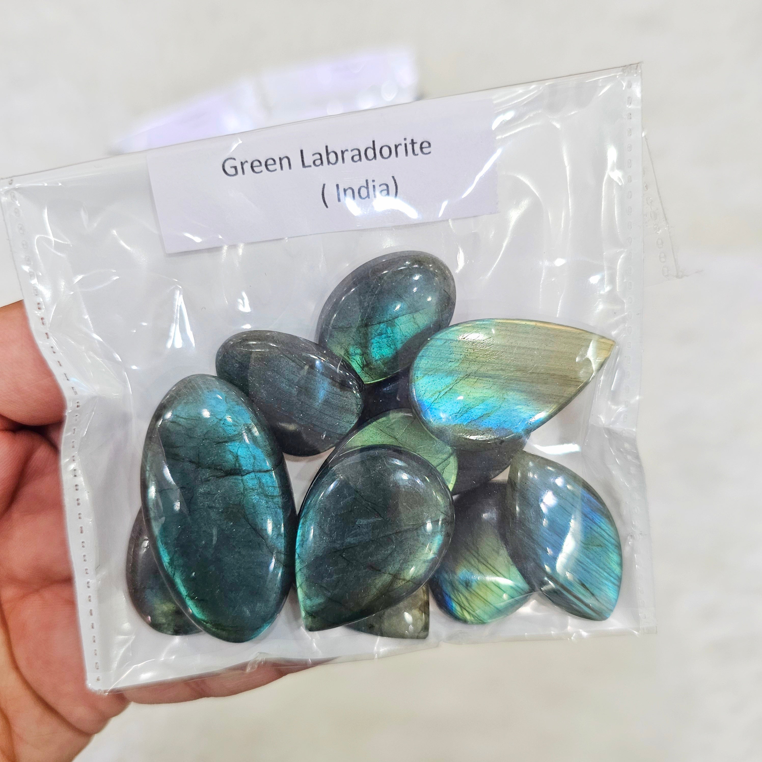 1KG Box | May edition| Green Labradorites, Rosequartz, Bloodstone, Snowflakes Jasper & more - The LabradoriteKing