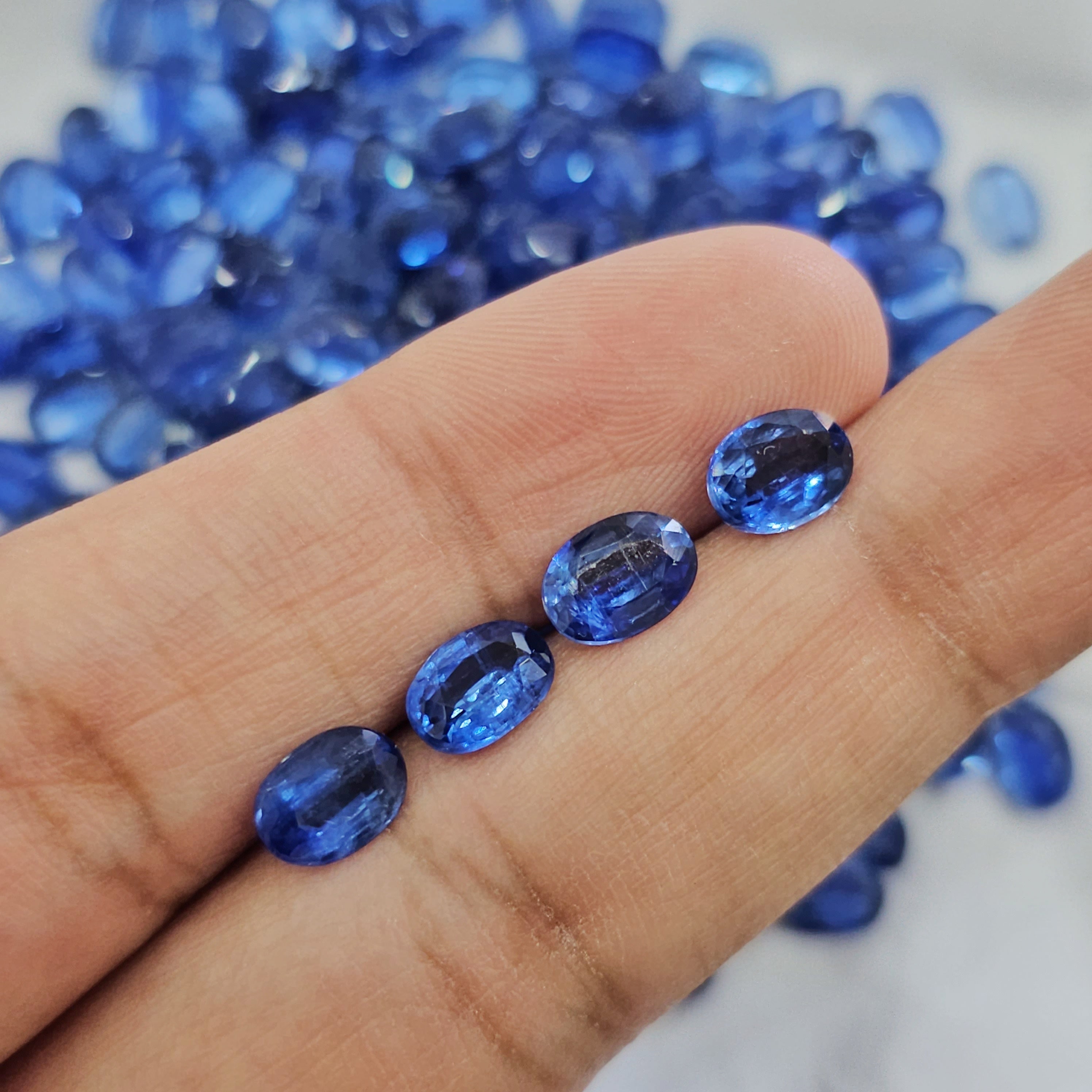 12 Pcs Kyanites | 7x5mm and 8x6mm | Faceted Royal Blue - The LabradoriteKing