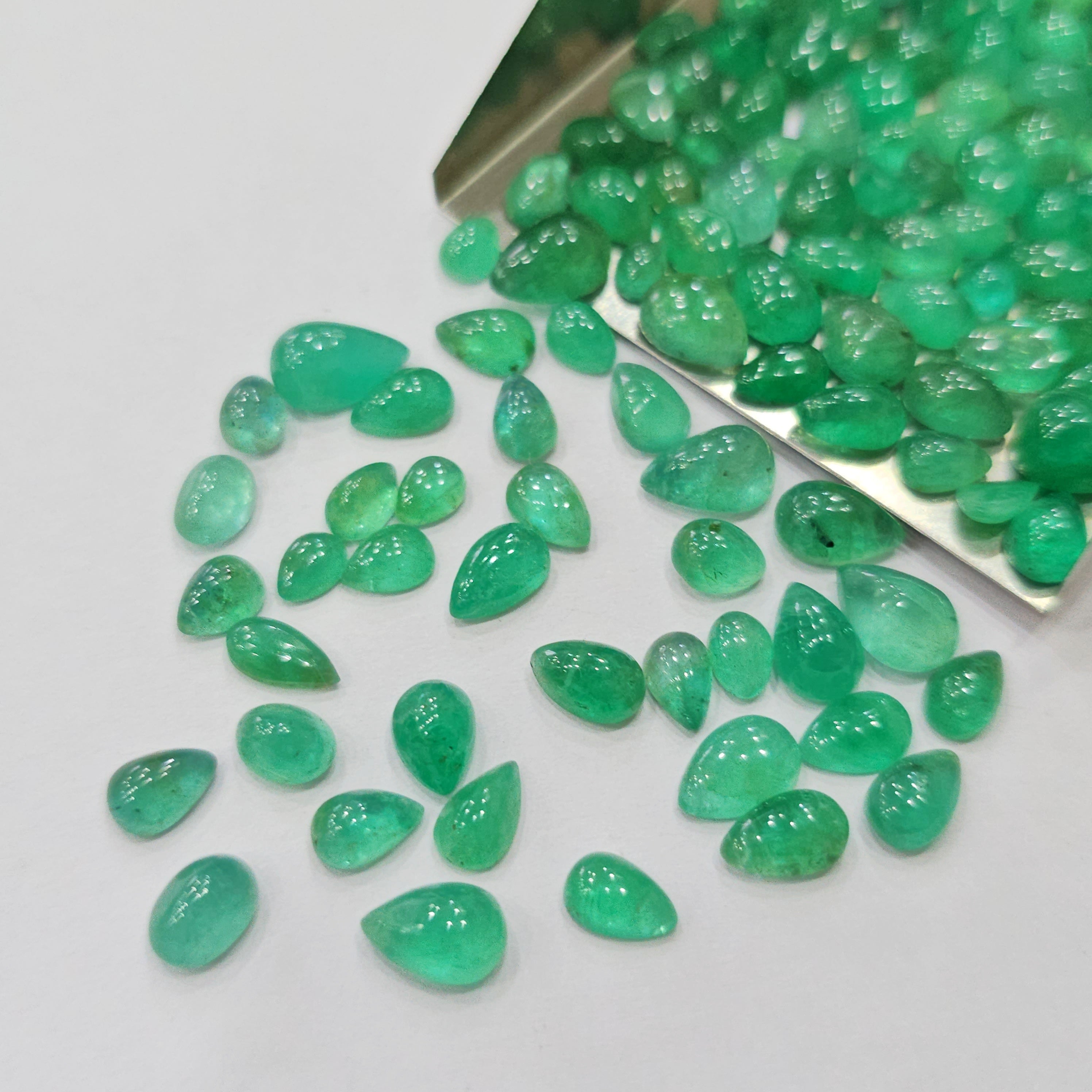 10 Pcs Colombian Emerald Cabochons | Teardrops and Ovals - The LabradoriteKing