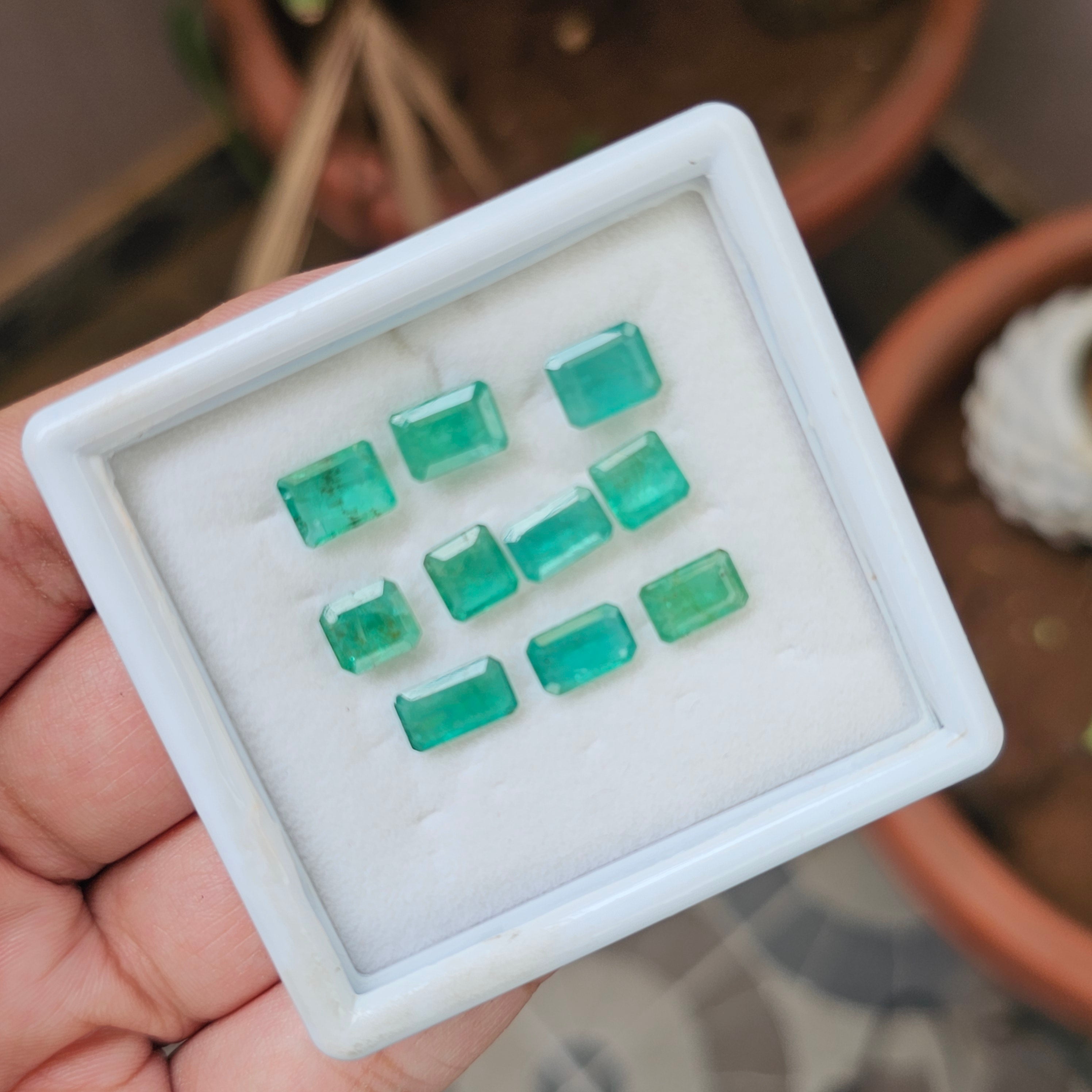 10 Pcs Natural Emerald Faceted Rectangle | 7-9mm - The LabradoriteKing