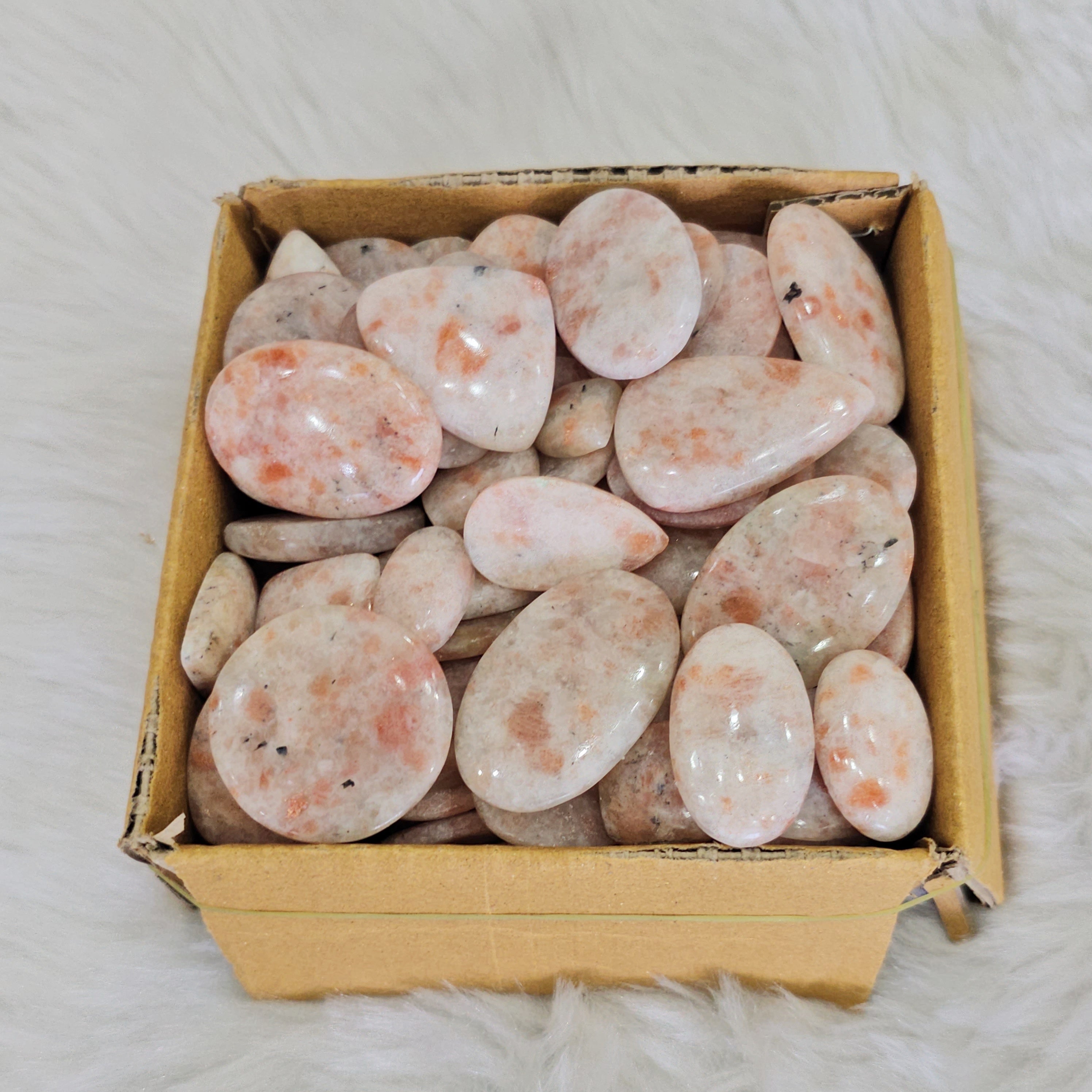 500 Gram box of Sunstones  Cabochons | 40-50 Pcs - The LabradoriteKing