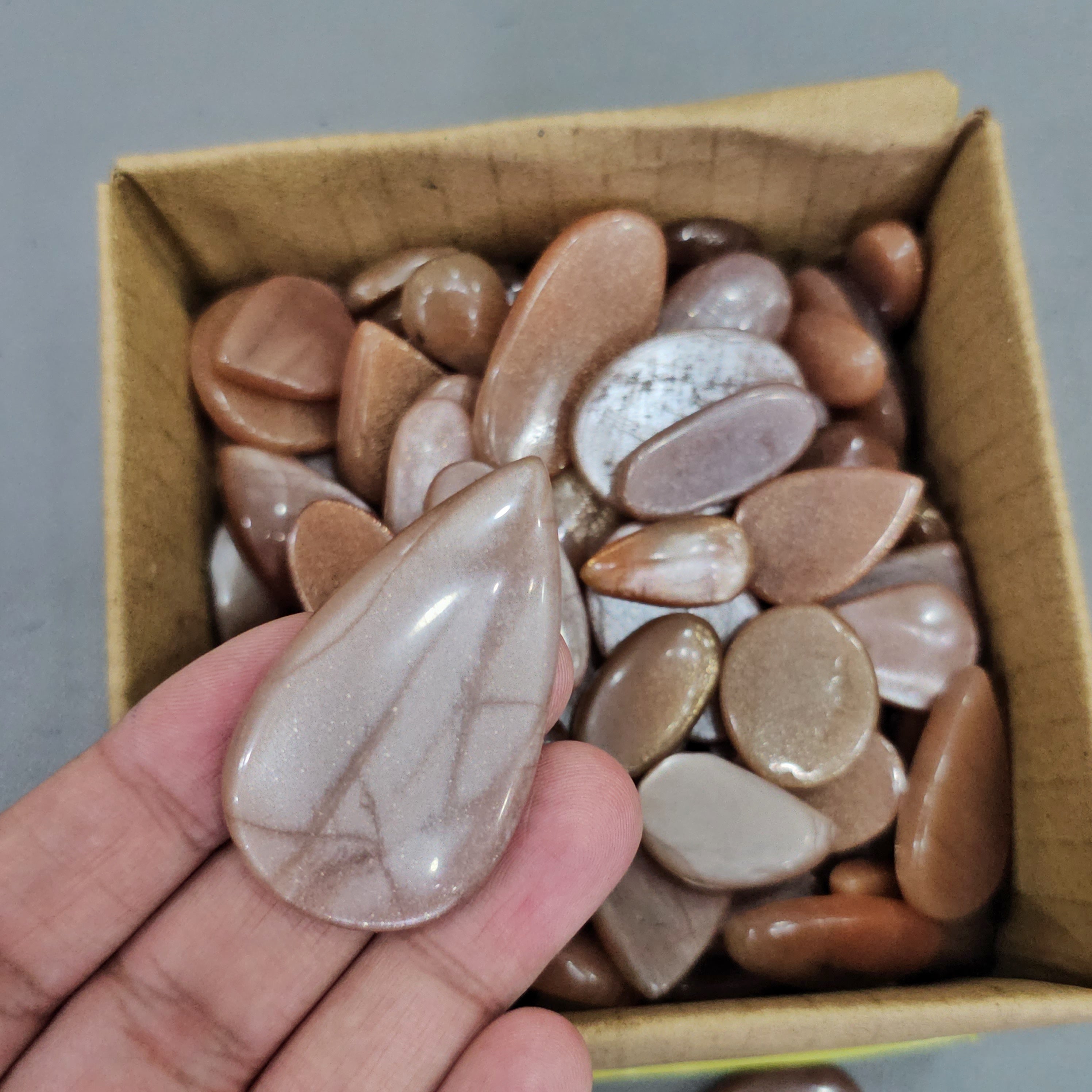 500 Gram Peach Moonstones with Flash | 40-50 pcs | 20-40mm Sizes