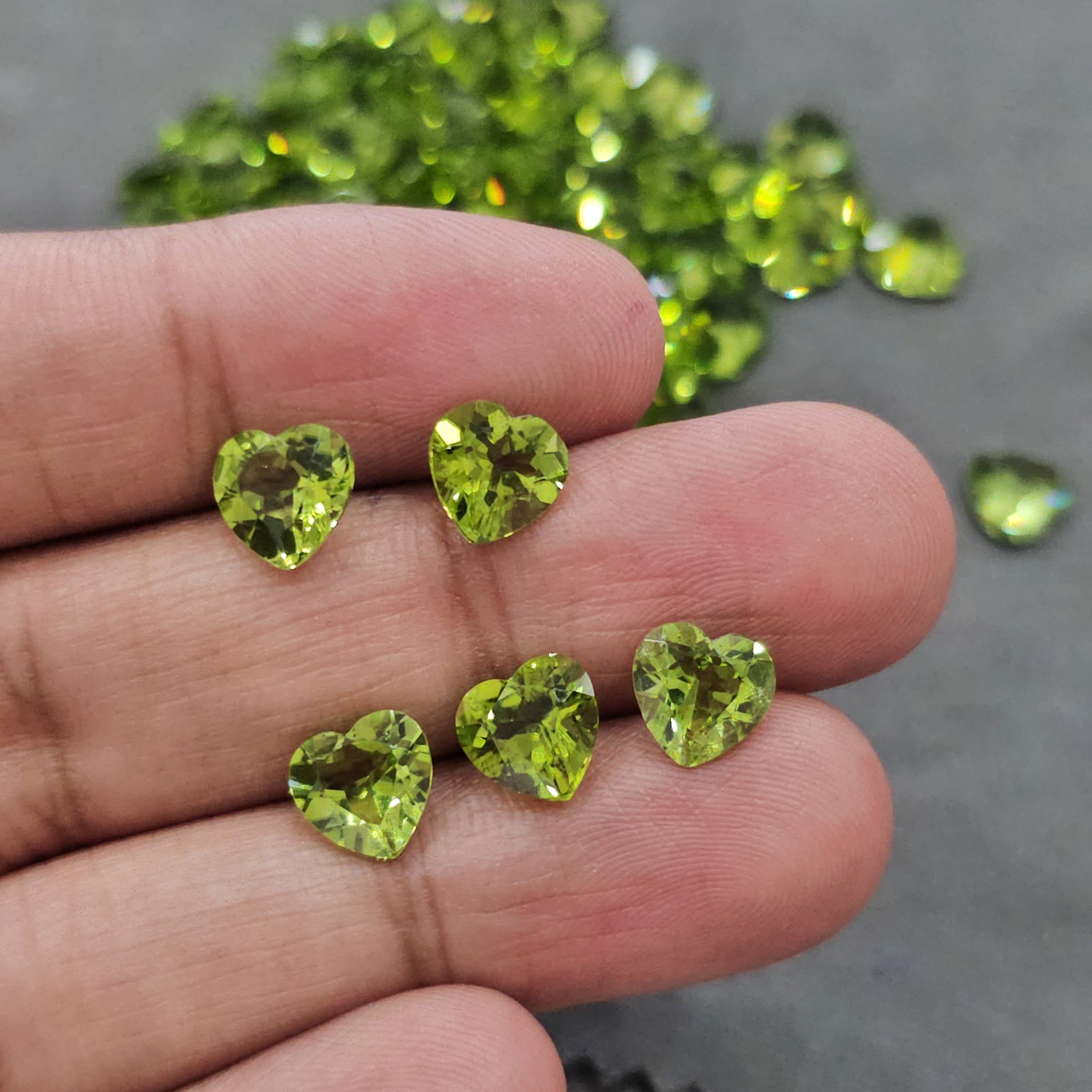 2 Pcs | Pair of Flawless Peridot Hearts | 8mm - The LabradoriteKing