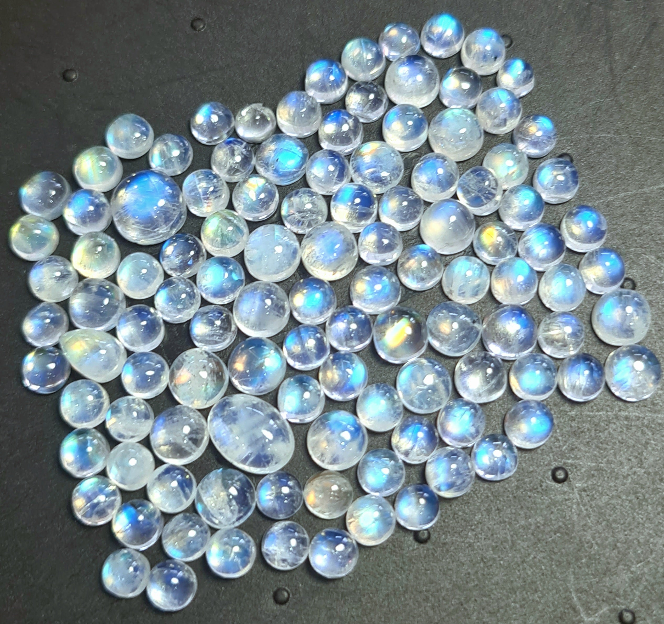 111 Pcs Natural Moonstone Cabochon Gemstone| Round,Oval & Pear Shape| 3-8mm - The LabradoriteKing