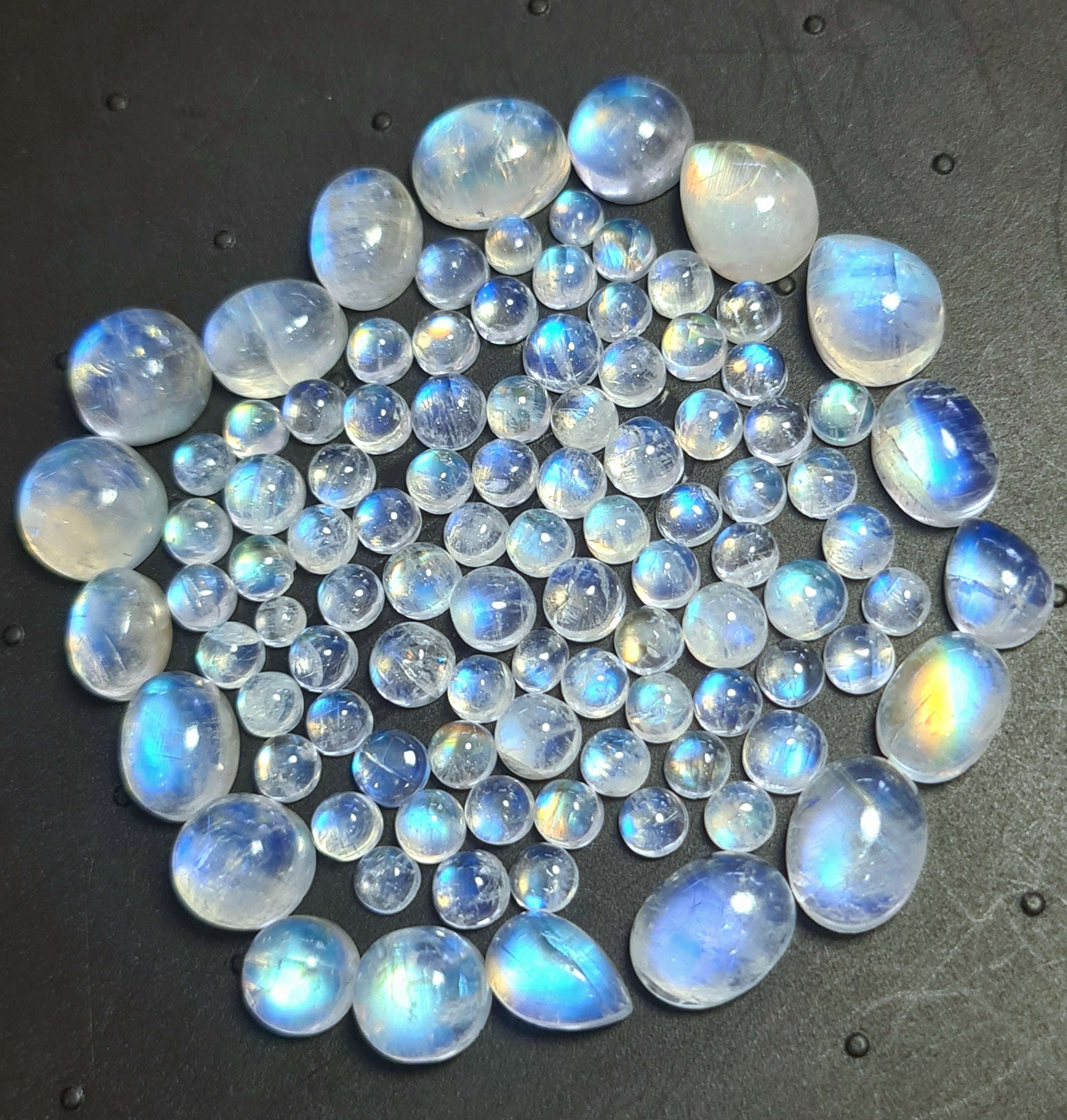 101 Pcs Natural Moonstone Cabochon Gemstone| Round,Oval & Pear Shape| 3-10mm - The LabradoriteKing