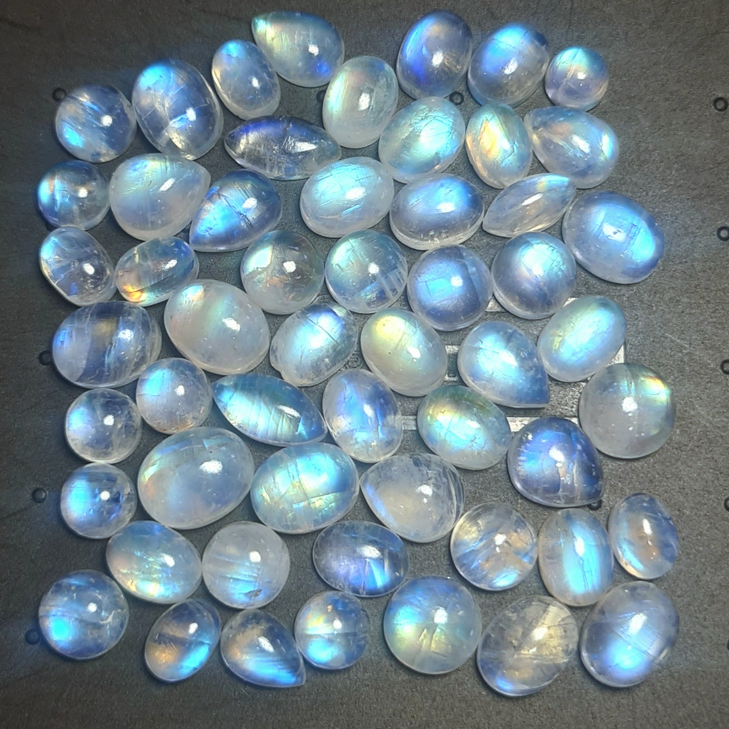 43 Pcs Natural Moonstone Cabochon Gemstone|Mix Shape| 5-12mm - The LabradoriteKing