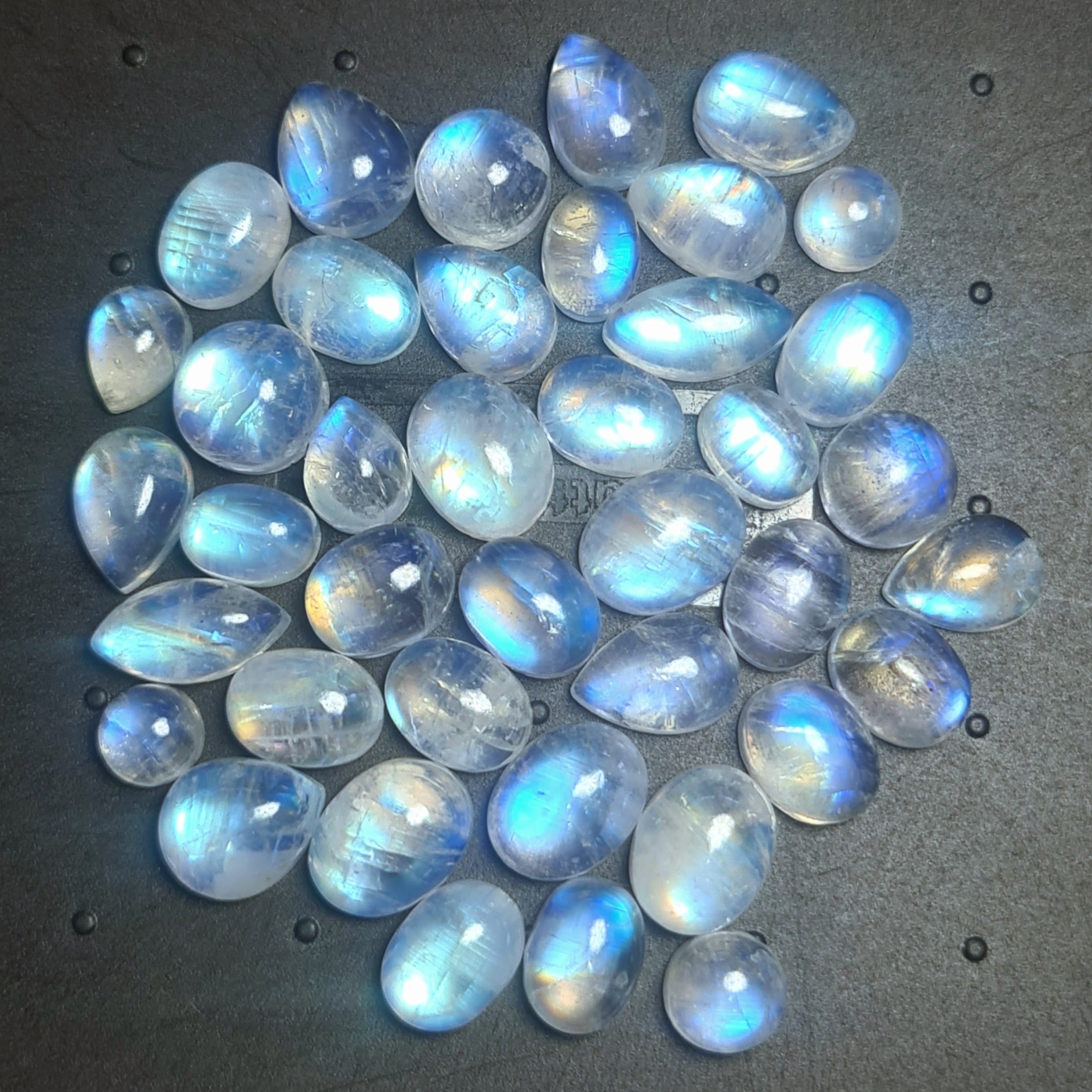 40 Pcs Natural Moonstone Cabochon Gemstone|Mix Shape| 6-11mm - The LabradoriteKing