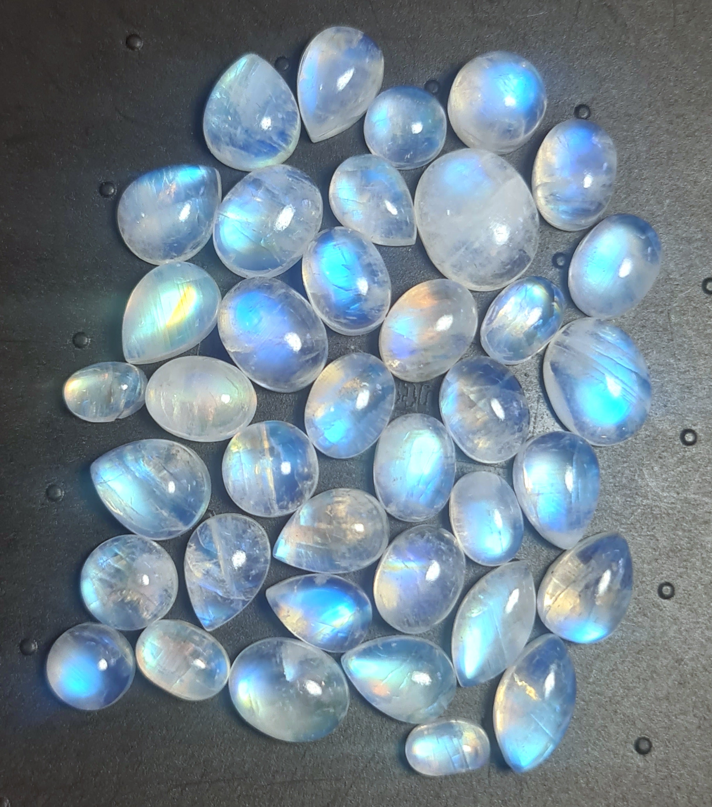 38 Pcs Natural Moonstone Cabochon Gemstone|Mix Shape| 7-12mm - The LabradoriteKing