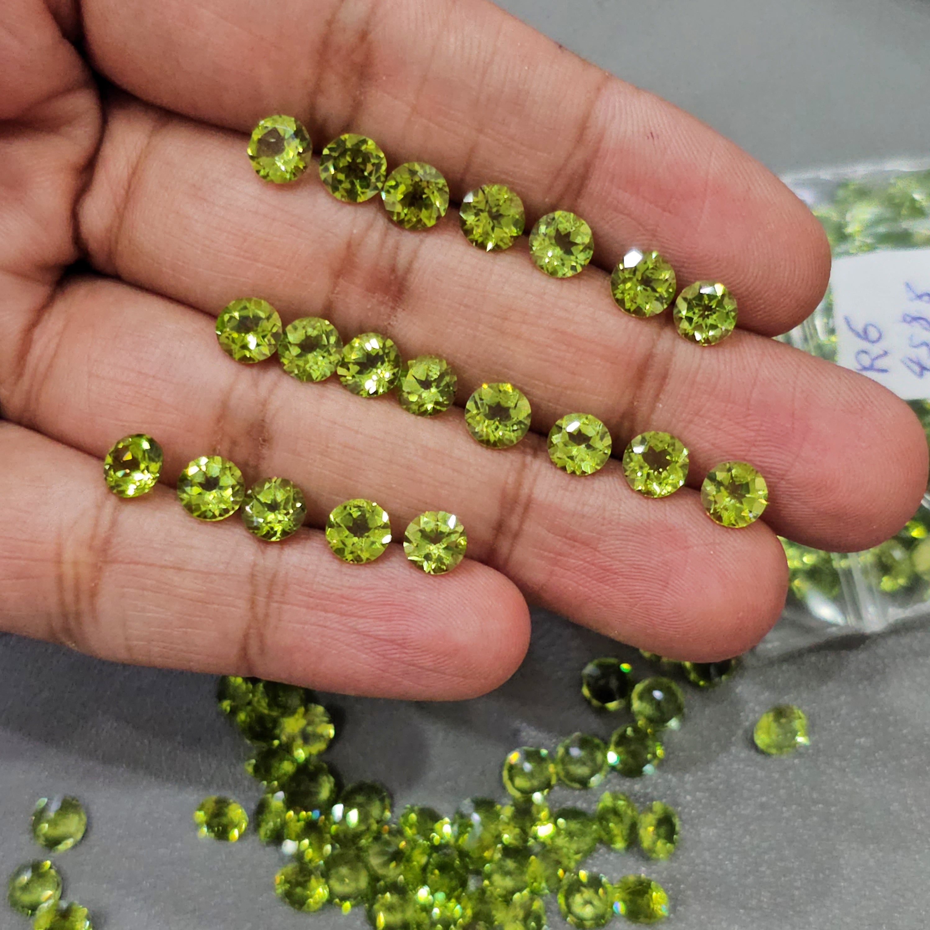 12 Pcs Natural Peridot 6mm | Top Quality - The LabradoriteKing