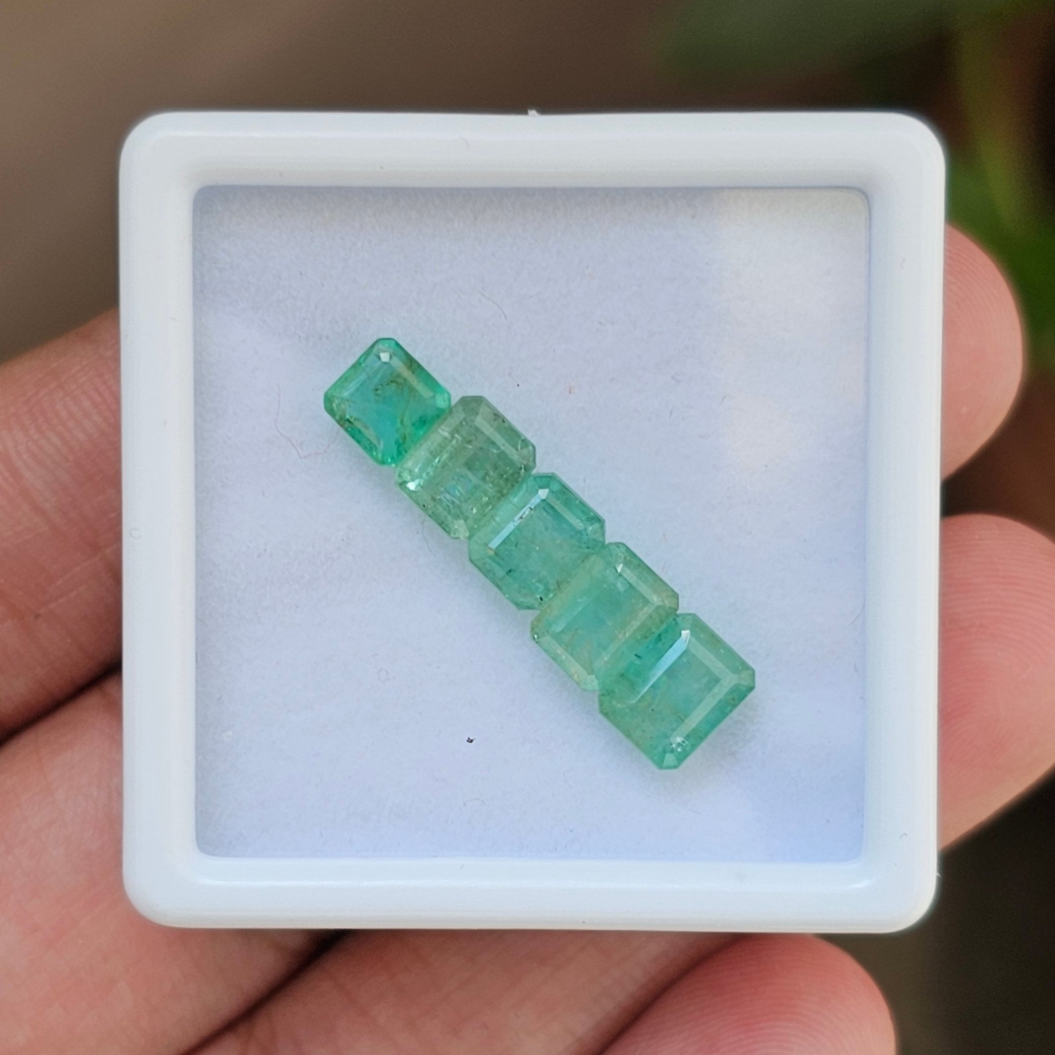 5 Pcs Natural Colombian Emerald Faceted Rectangle | 5-7mm - The LabradoriteKing