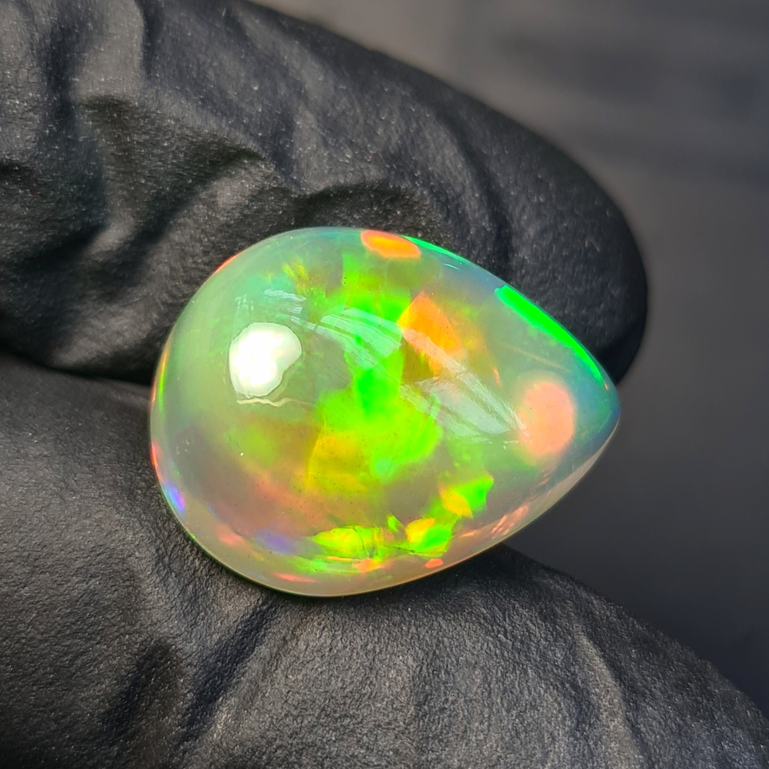 1  Pcs Of Natural Ethiopian Opal  | Pear | Size: 19x15mm