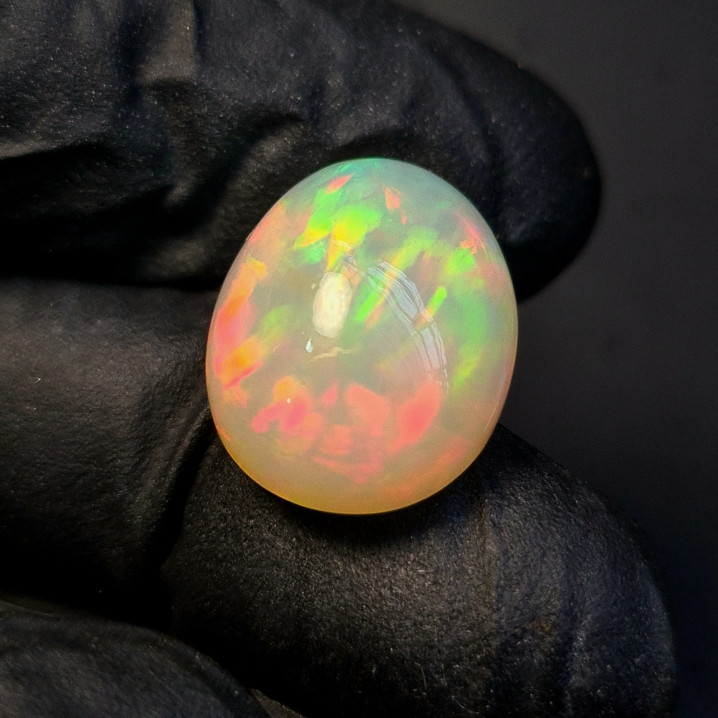 1  Pcs Of Natural Ethiopian Opal  | Oval | Size: 18x14mm