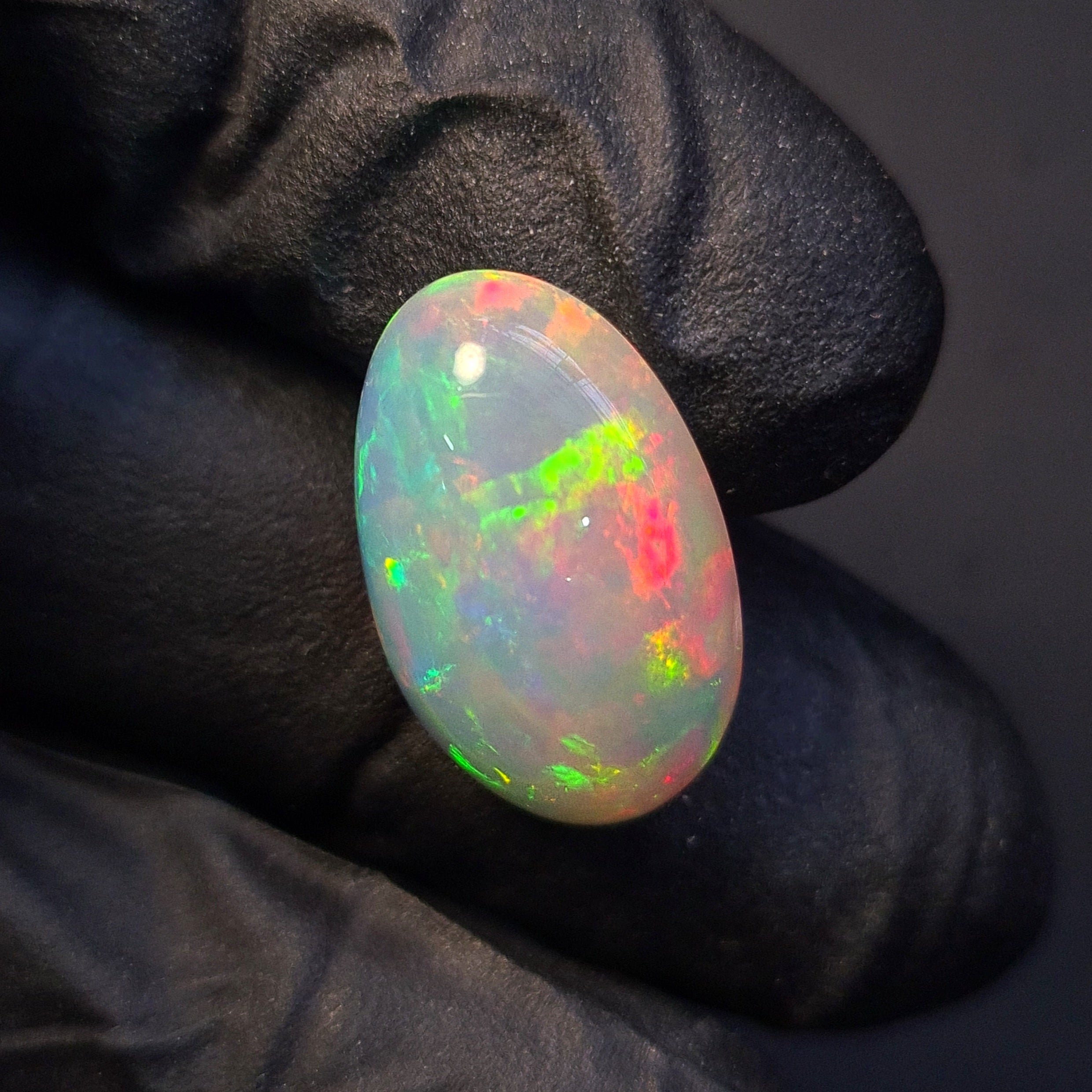 1  Pcs Of Natural Ethiopian Opal  | Oval | Size: 19x12mm