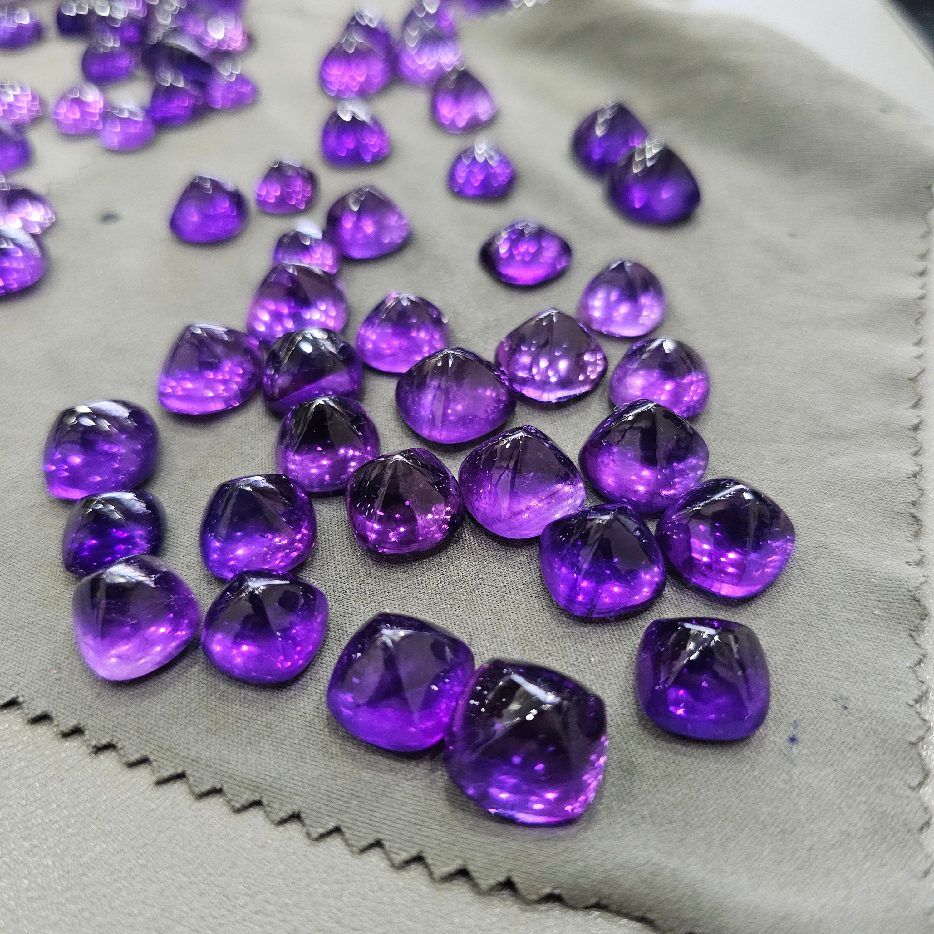 5 Pcs of Amethyst Sugarloafs | 10-14mm deep colour - The LabradoriteKing