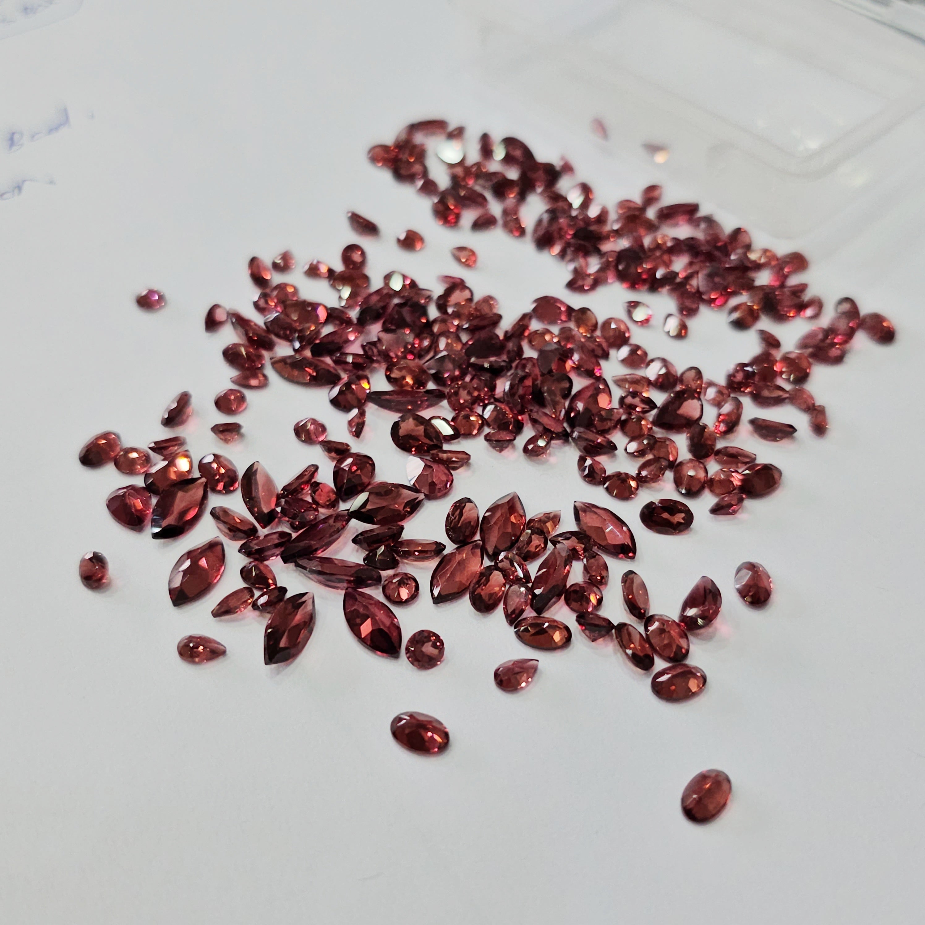 100 Carats of Red Rose Garnets | 150 Pcs approx | 3mm to 9mm sizes - The LabradoriteKing