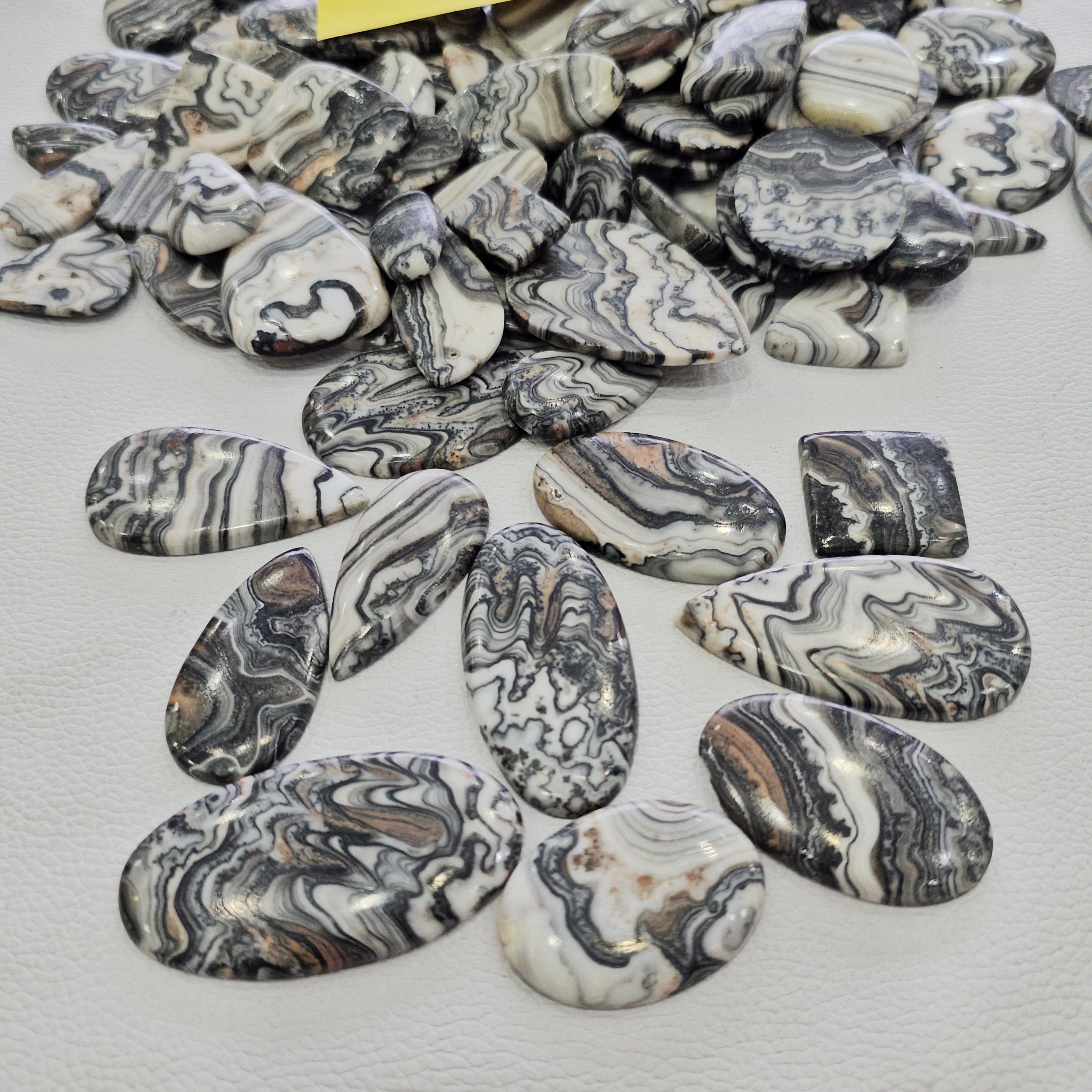 100 Grams Natural Zebra Lace Jasper Gemstones | 20–50mm | 12–15 Pcs | Mixed Shapes