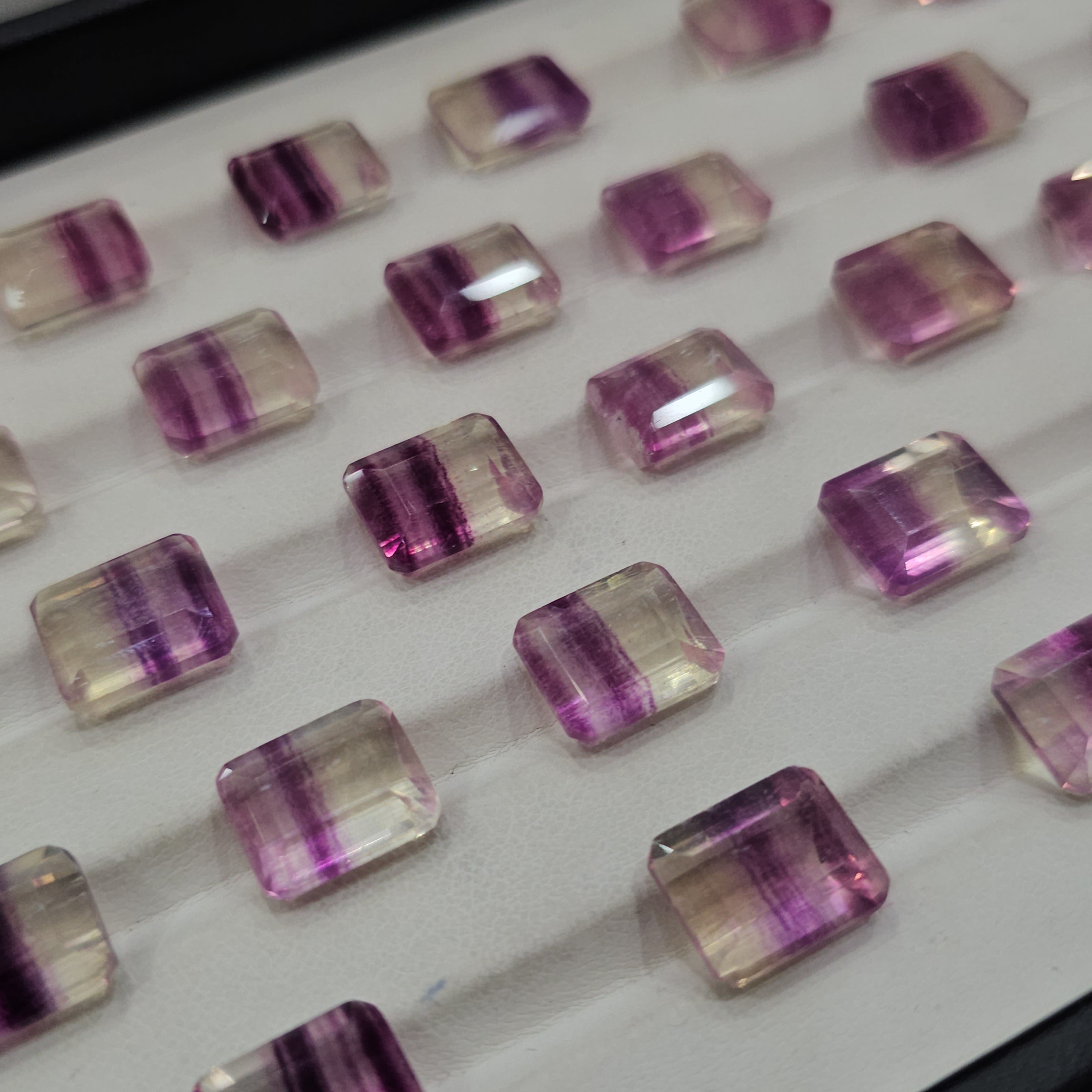 6 Pcs of High Quality Pink Flourite with 50/50 Split - The LabradoriteKing