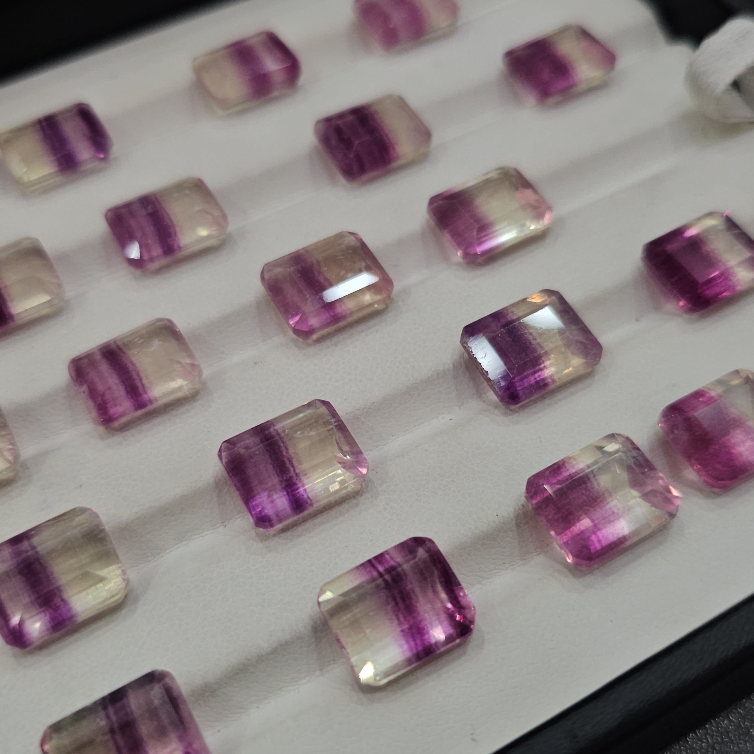 6 Pcs of High Quality Pink Flourite with 50/50 Split - The LabradoriteKing