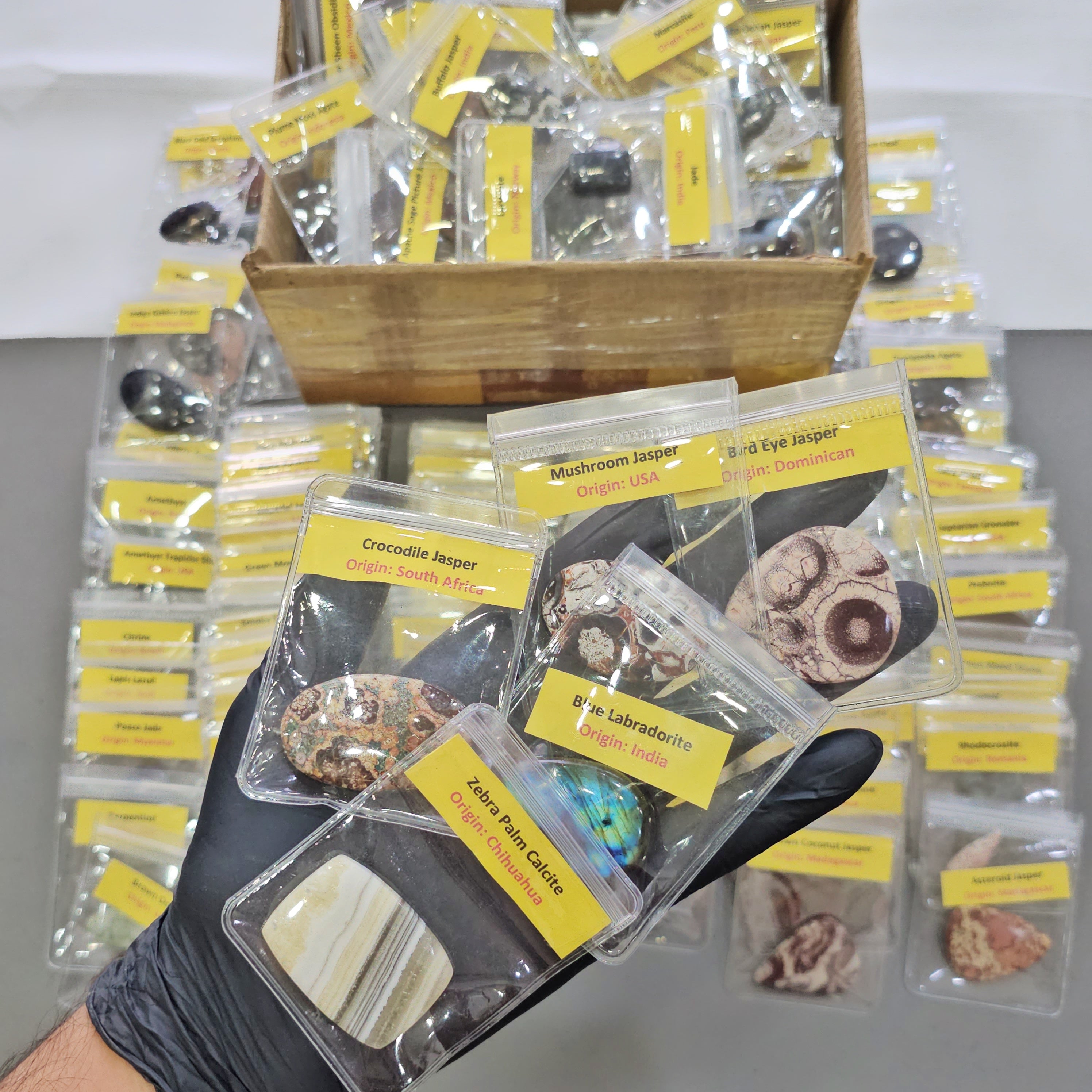 Mega 160 PCS Gemstone Collection Box – 160 Unique Cabochons with Names & Origins - The LabradoriteKing