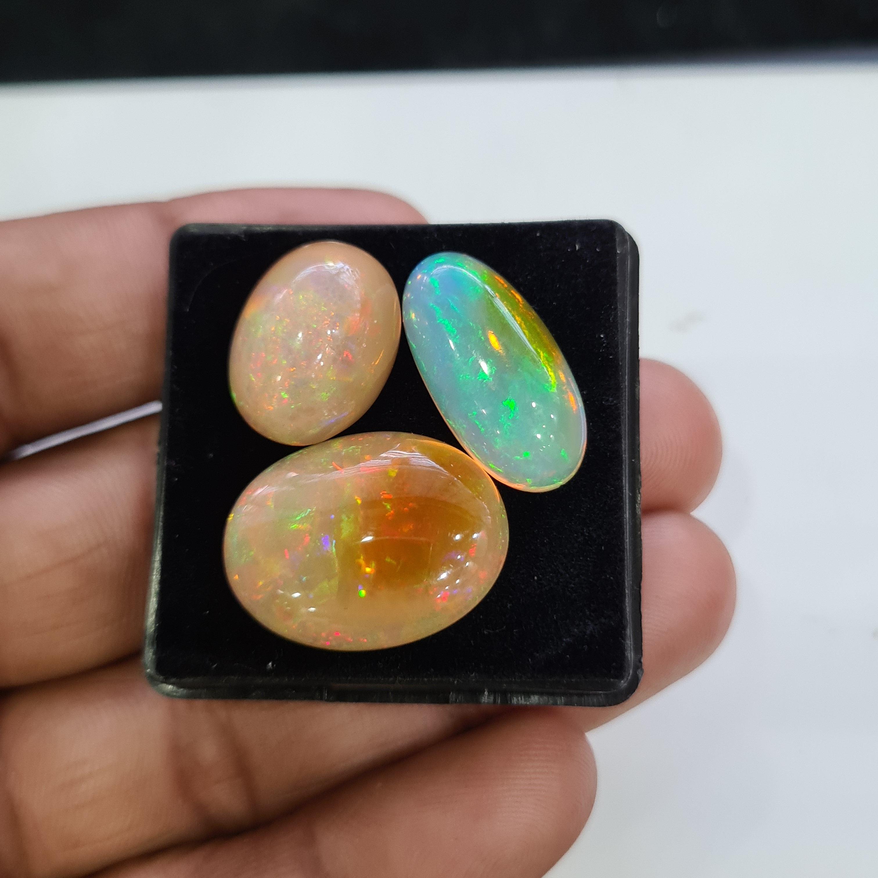 3pcs Natural Ethiopian Opal Cabochon | Oval| Size: 17-23mm - The LabradoriteKing