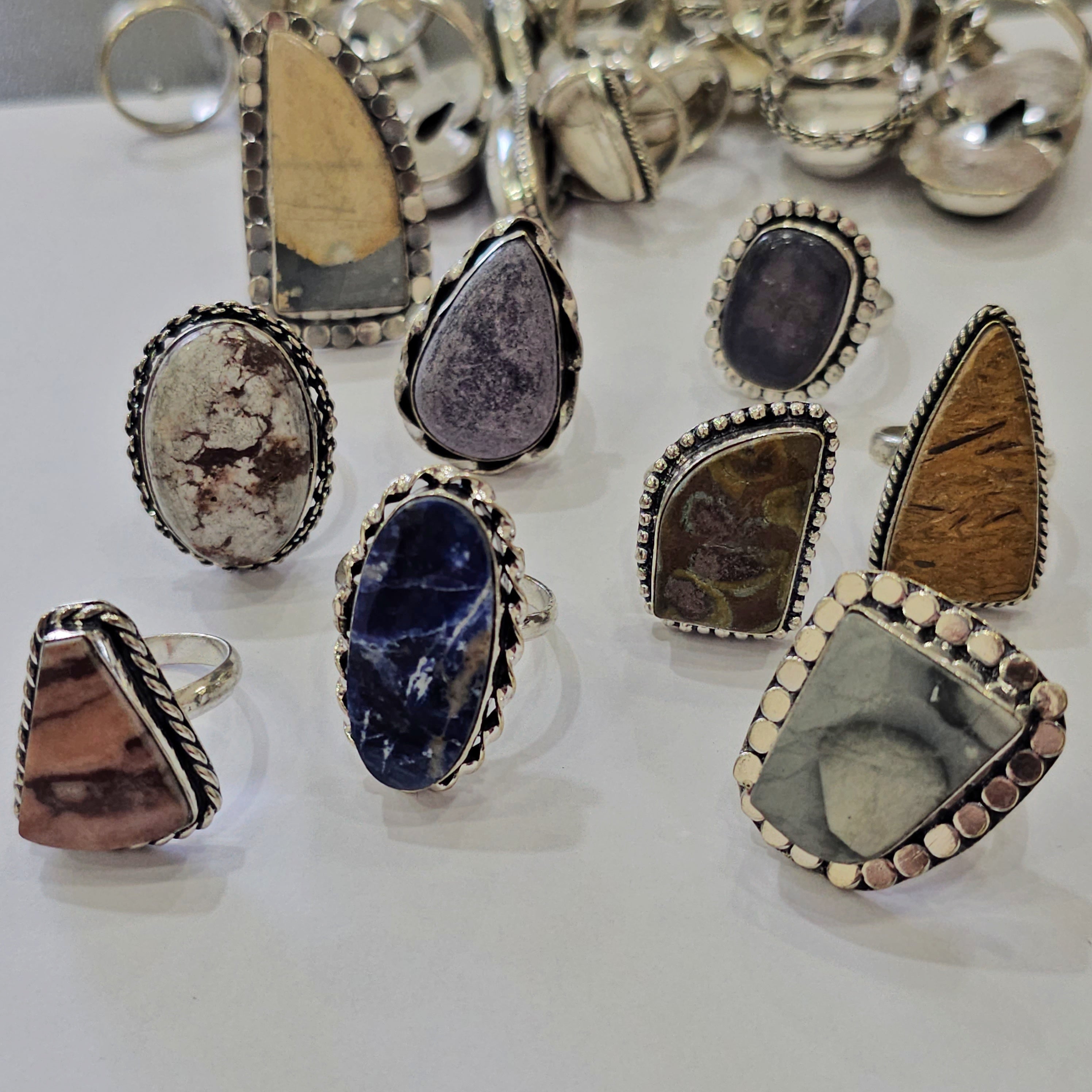 25 Silver plated Rings with Natural Gemstones - The LabradoriteKing
