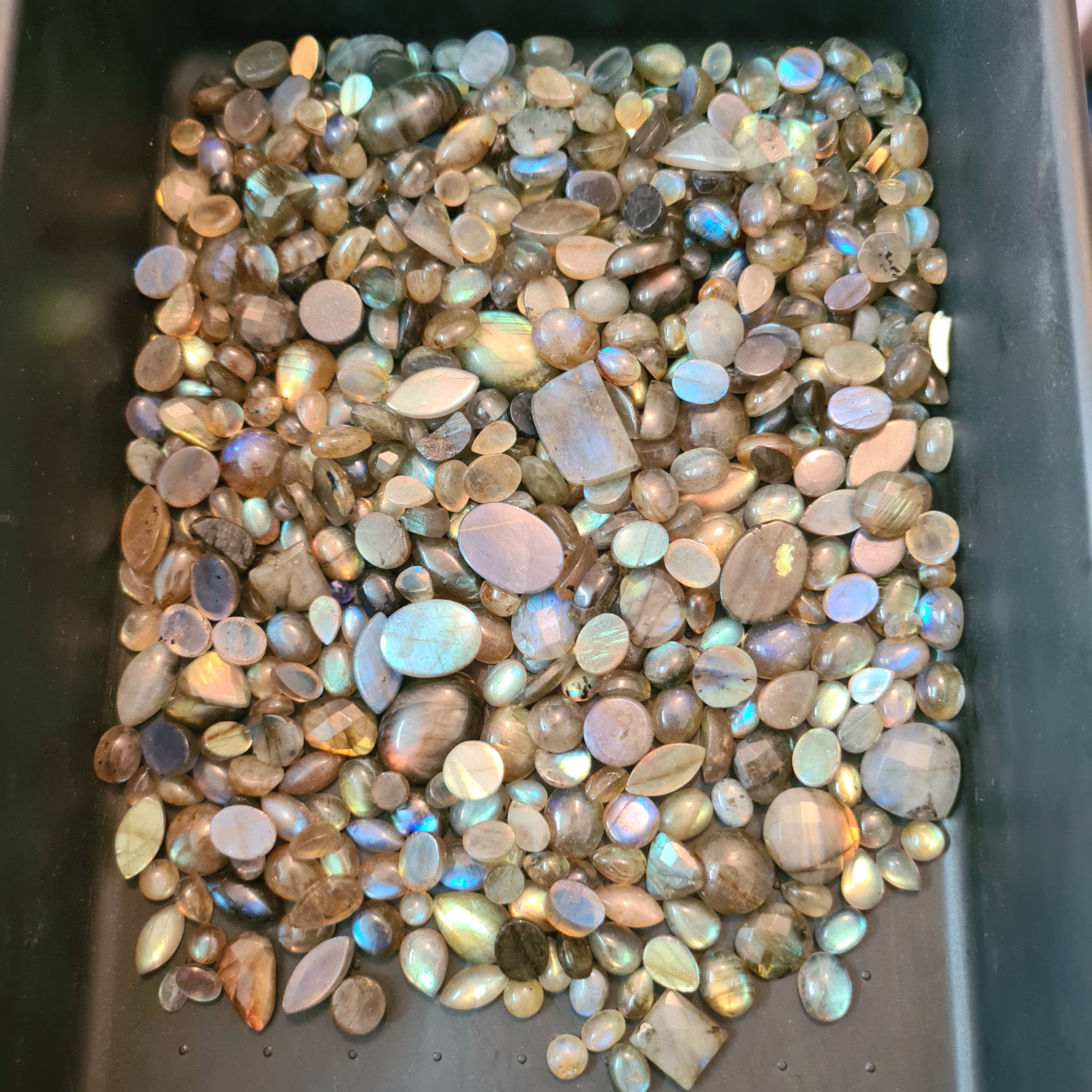 1 Lots Natural Labradorite Cabochons | 4-21mm | Shape: Mix - The LabradoriteKing