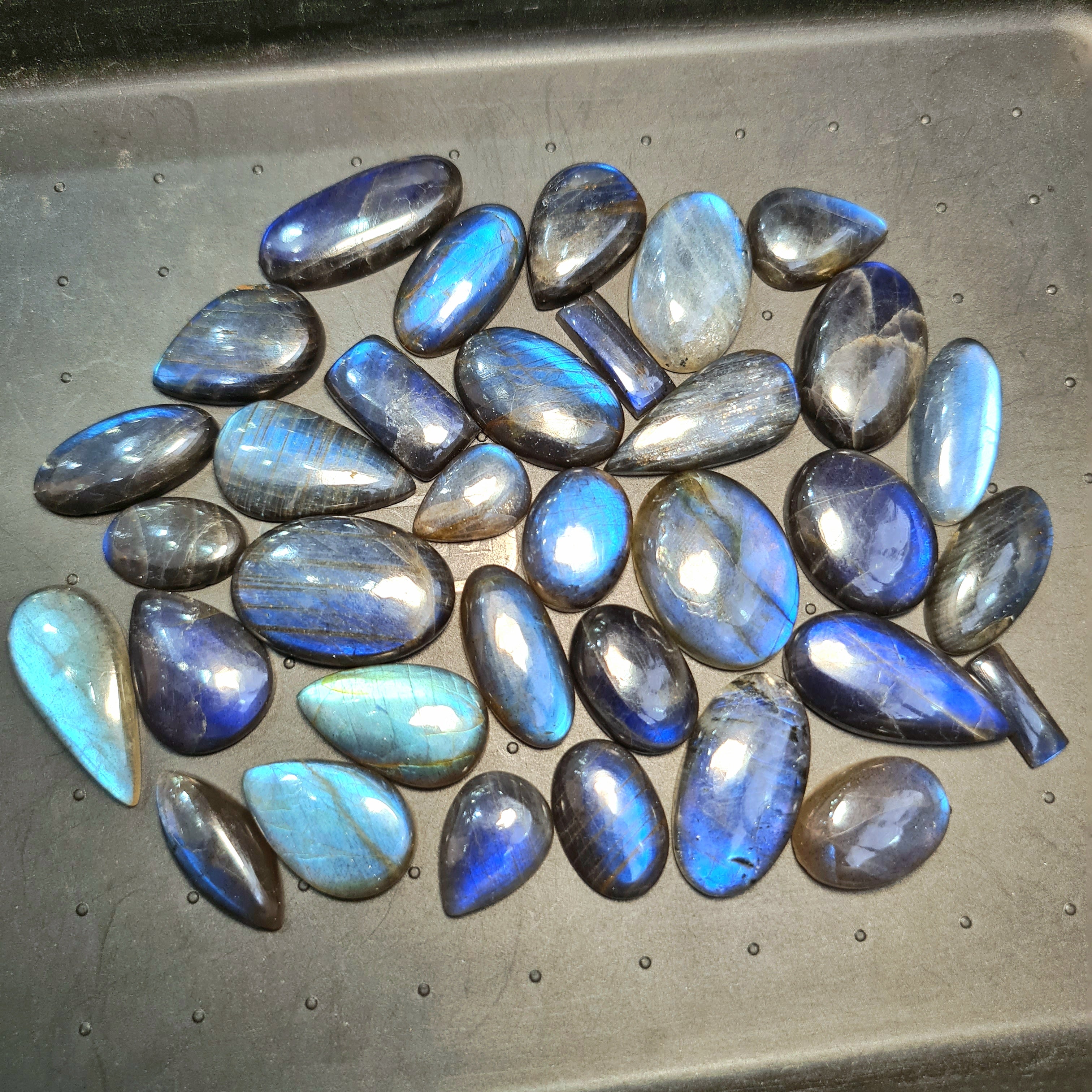 1 Lots Natural Labradorite Cabochons | 16-28mm | Shape: Oval Pear And Rectangle - The LabradoriteKing