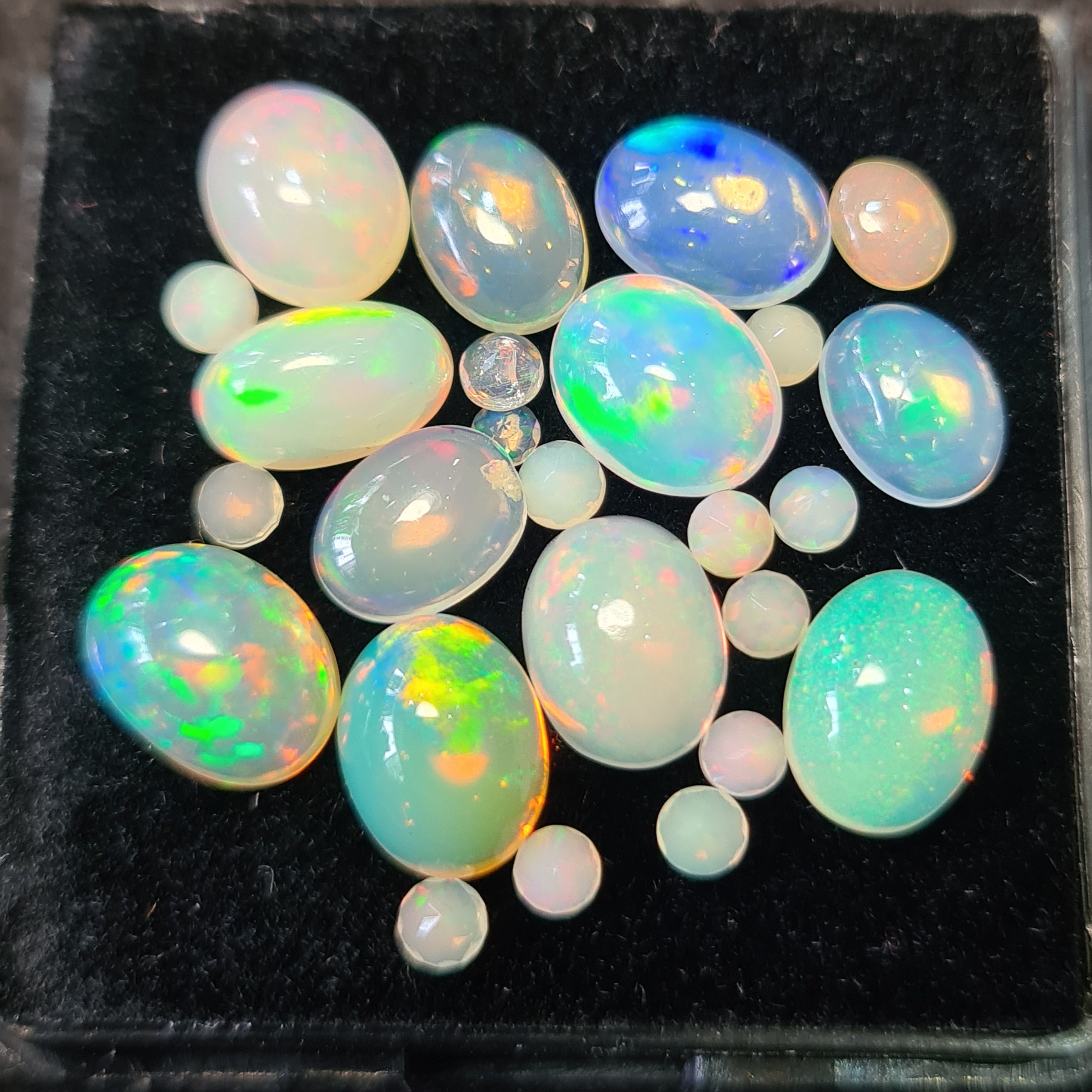 25Pcs of Natural Ethopian Opal Cabochons | 3–10mm  | Shape-Mix - The LabradoriteKing