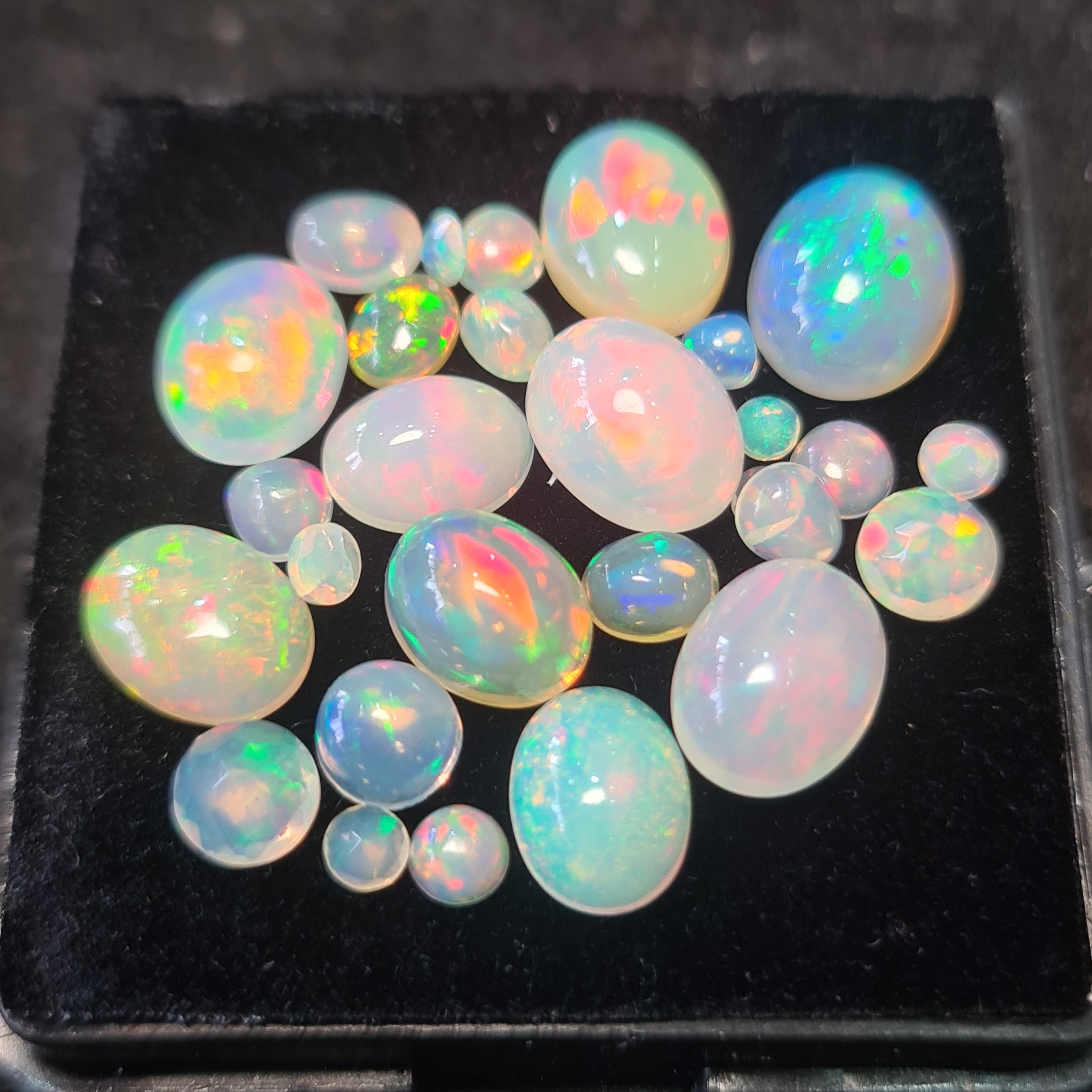 28Pcs of Natural Ethopian Opal Cabochons | 8–10mm  | Shape-Mix - The LabradoriteKing