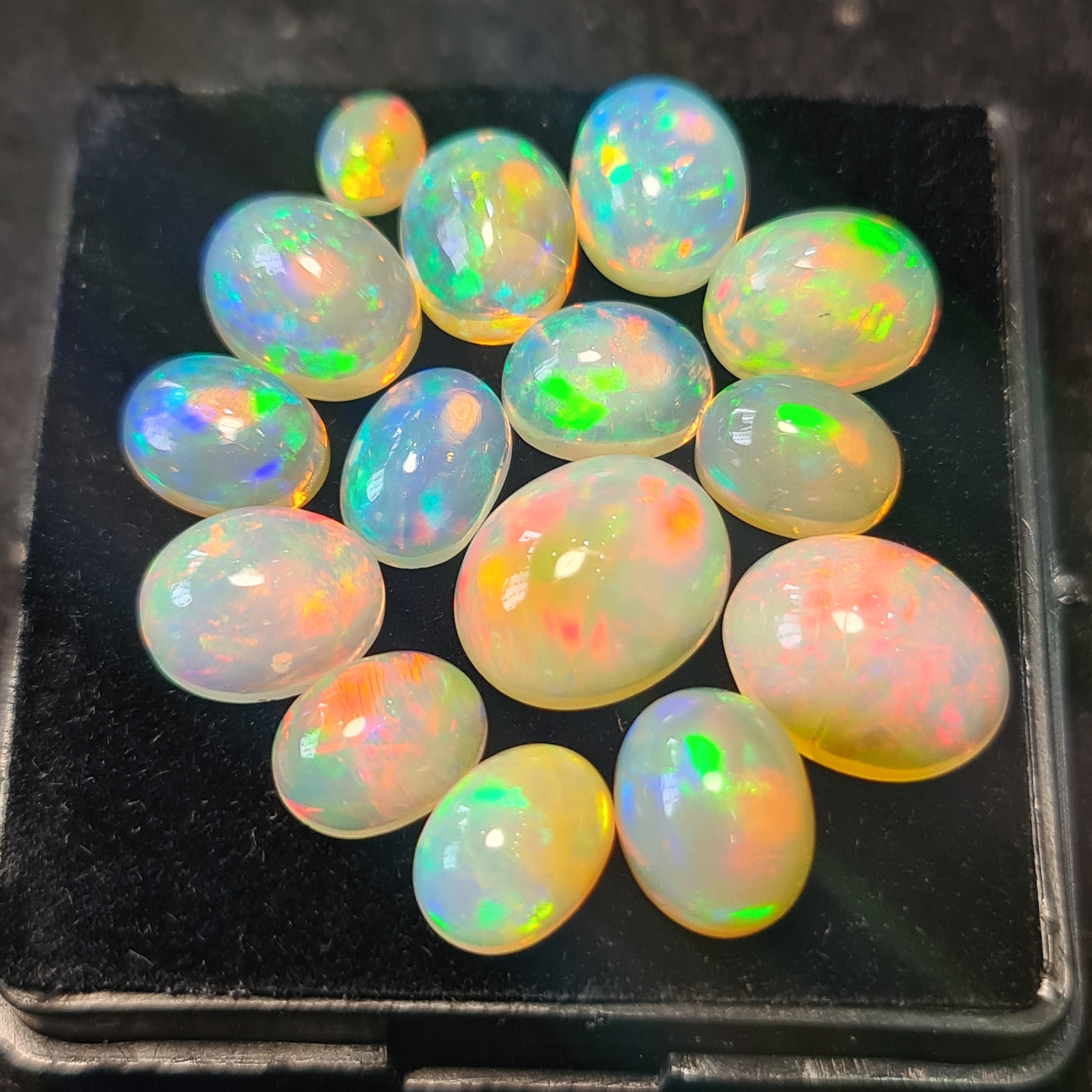 15Pcs of Natural Ethopian Opal Cabochons | 5–11mm  | Shape-Oval - The LabradoriteKing