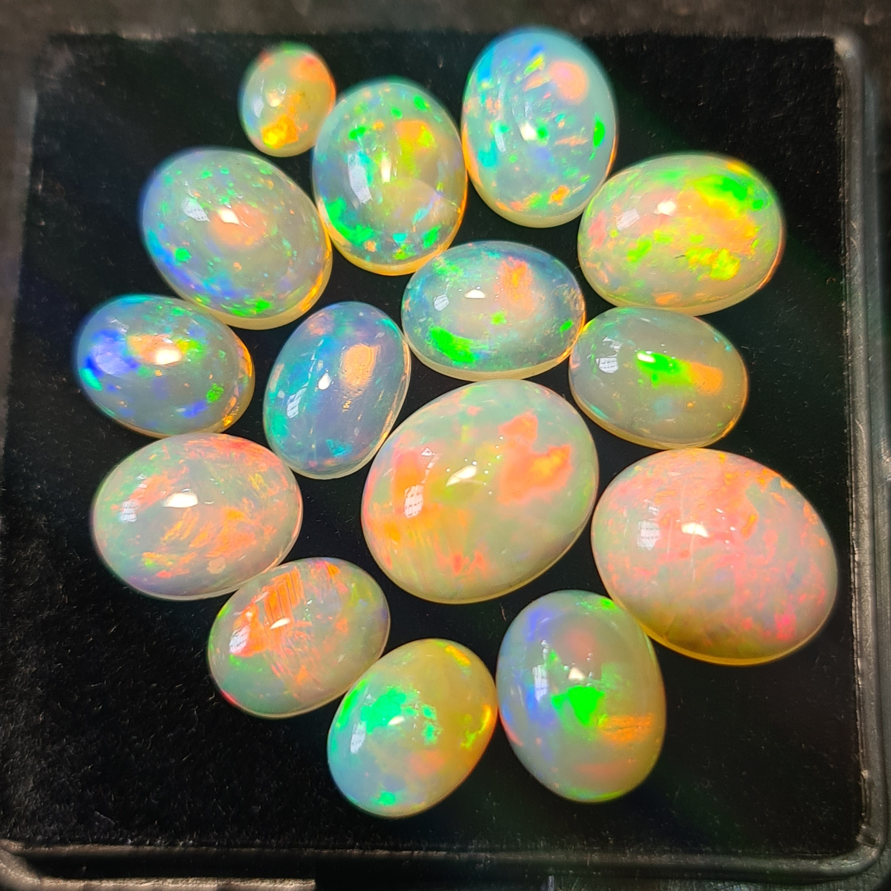 15Pcs of Natural Ethopian Opal Cabochons | 5–11mm  | Shape-Oval - The LabradoriteKing