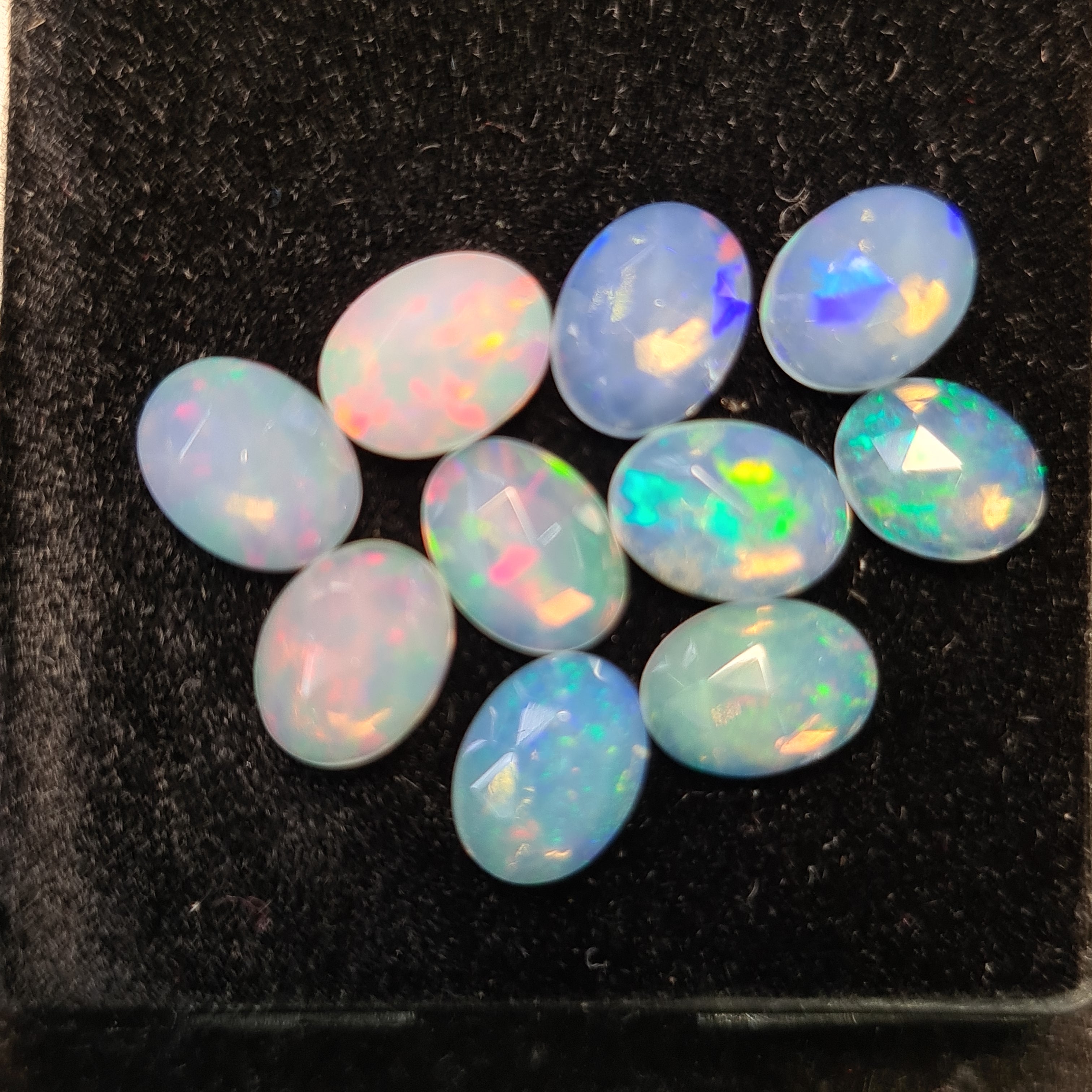 10Pcs of Natural Ethopian Opal Cabochons | 7–8mm  | Shape-Oval - The LabradoriteKing