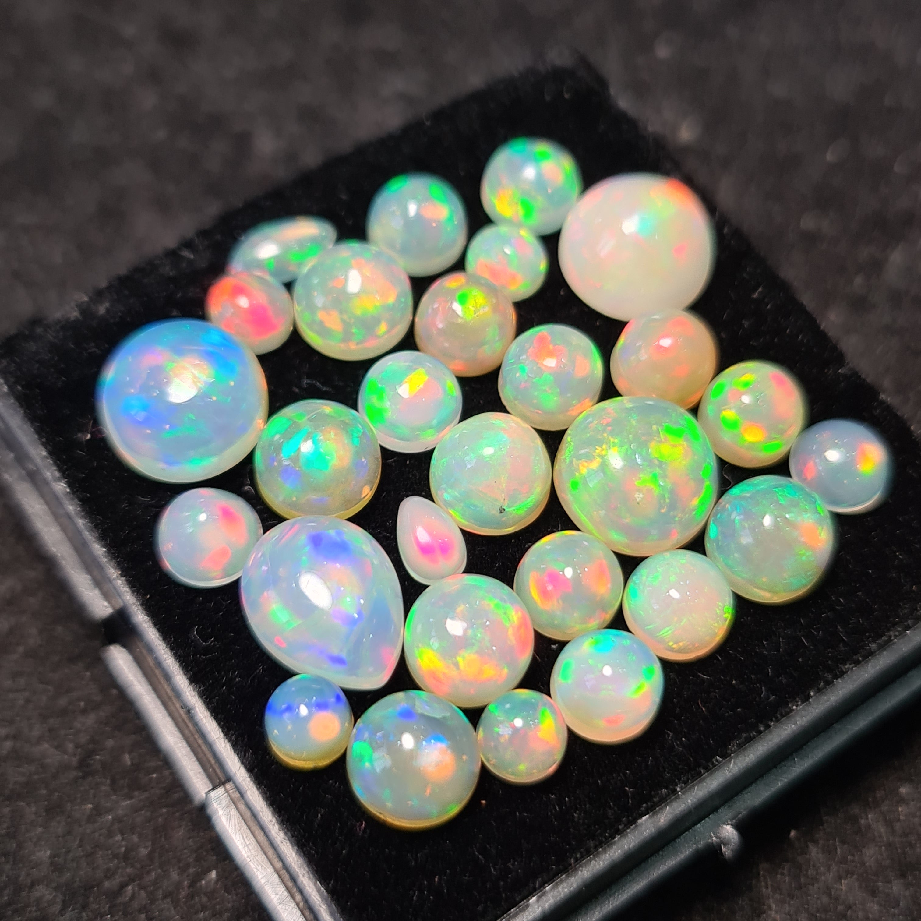 28Pcs of Natural Ethopian Opal Cabochons | 4–9mm  | Shape-Mix - The LabradoriteKing