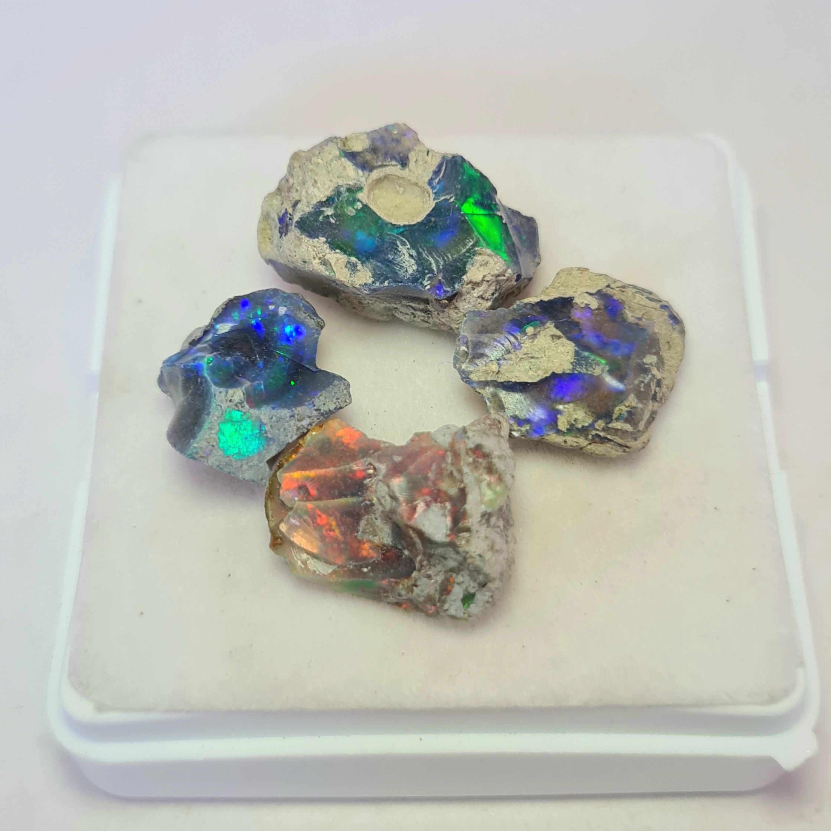 4 Pcs of Black Opal Rough | Sizes: 12-19mm - The LabradoriteKing
