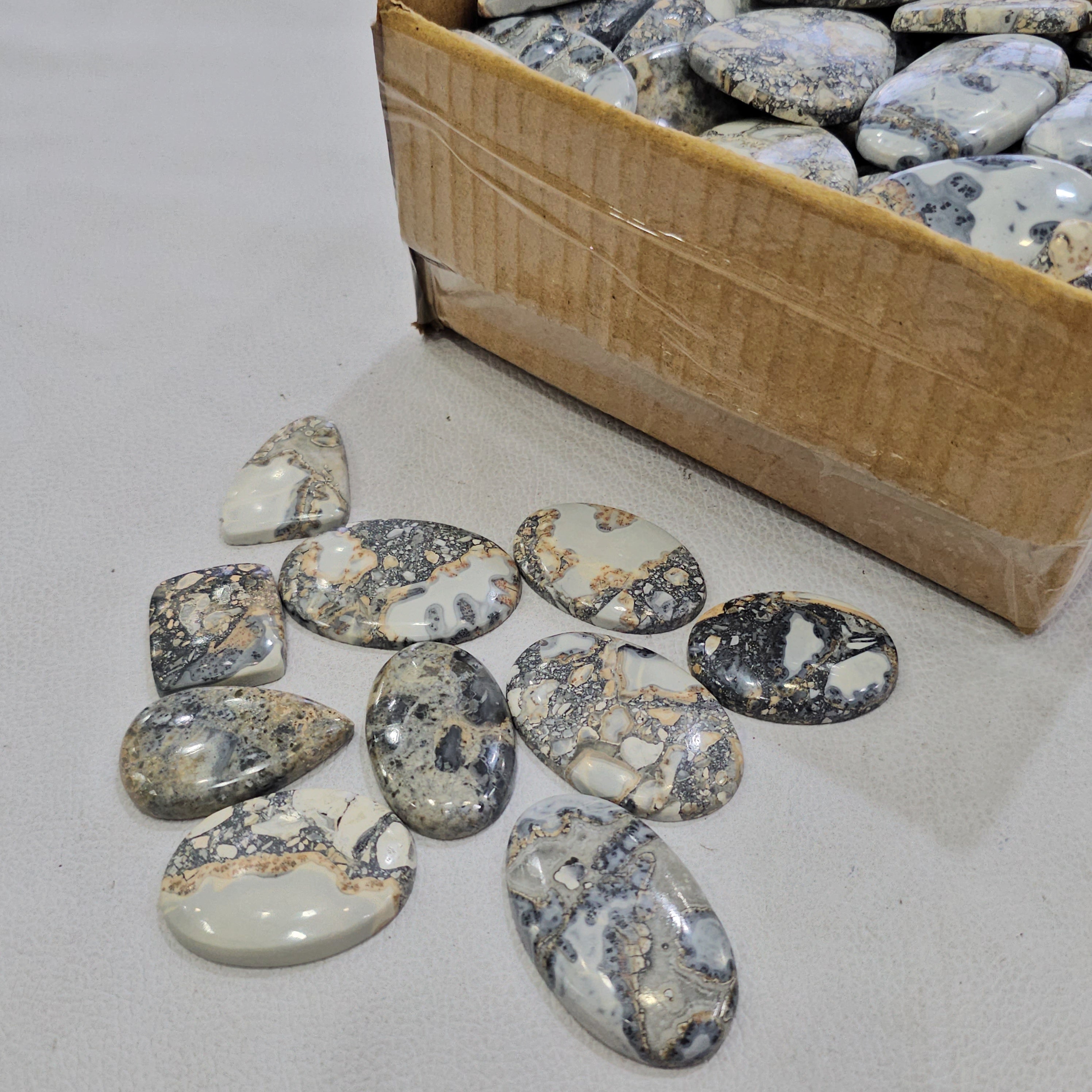 500 Grams Natural Gray Maligano Jasper Gemstones | 30-50 Pcs (Approx.) | 20–45mm - The LabradoriteKing